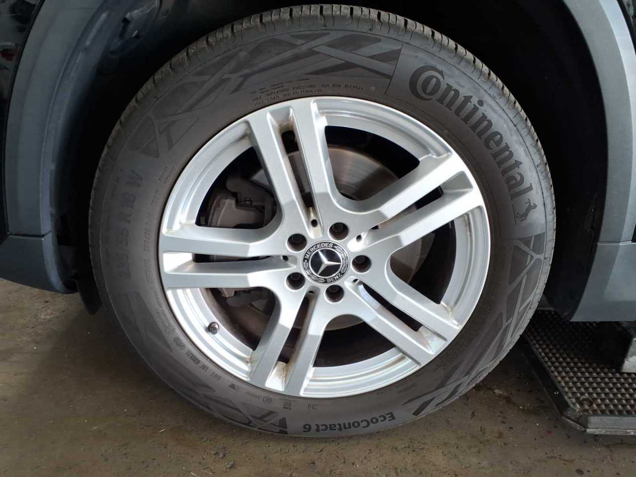 Mercedes-Benz GLA 220 d 4M Progressive NAVI SHZ PANO RFK ACC 11