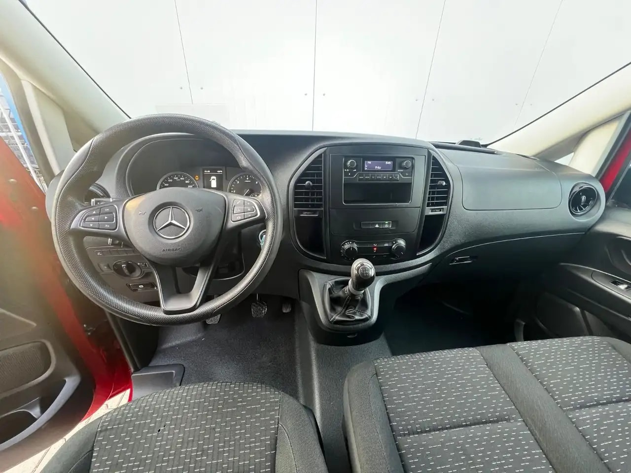 Mercedes-Benz Vito VITO 114 EXTRALANG KLIMA TEMPOMAT SCHRÄNKE/REGAL 18