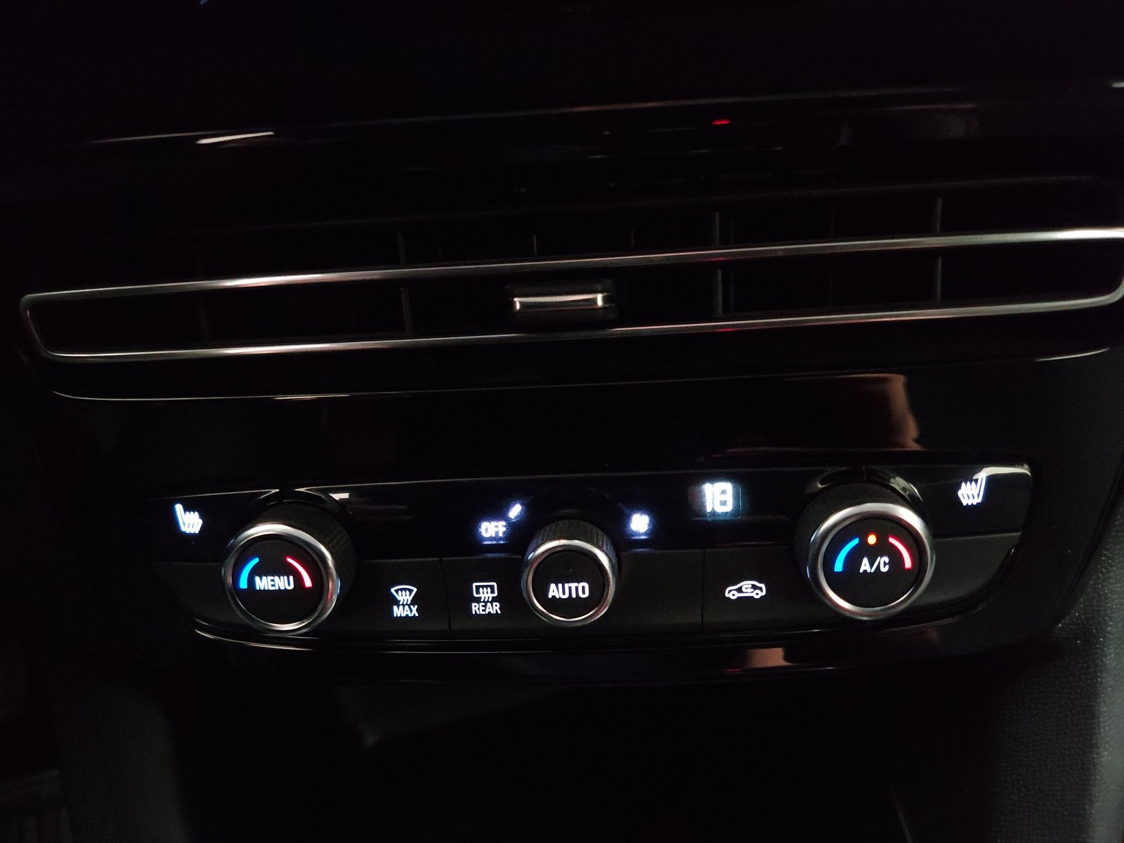 Opel Mokka-e Edition Navi LED RFK Shz 19