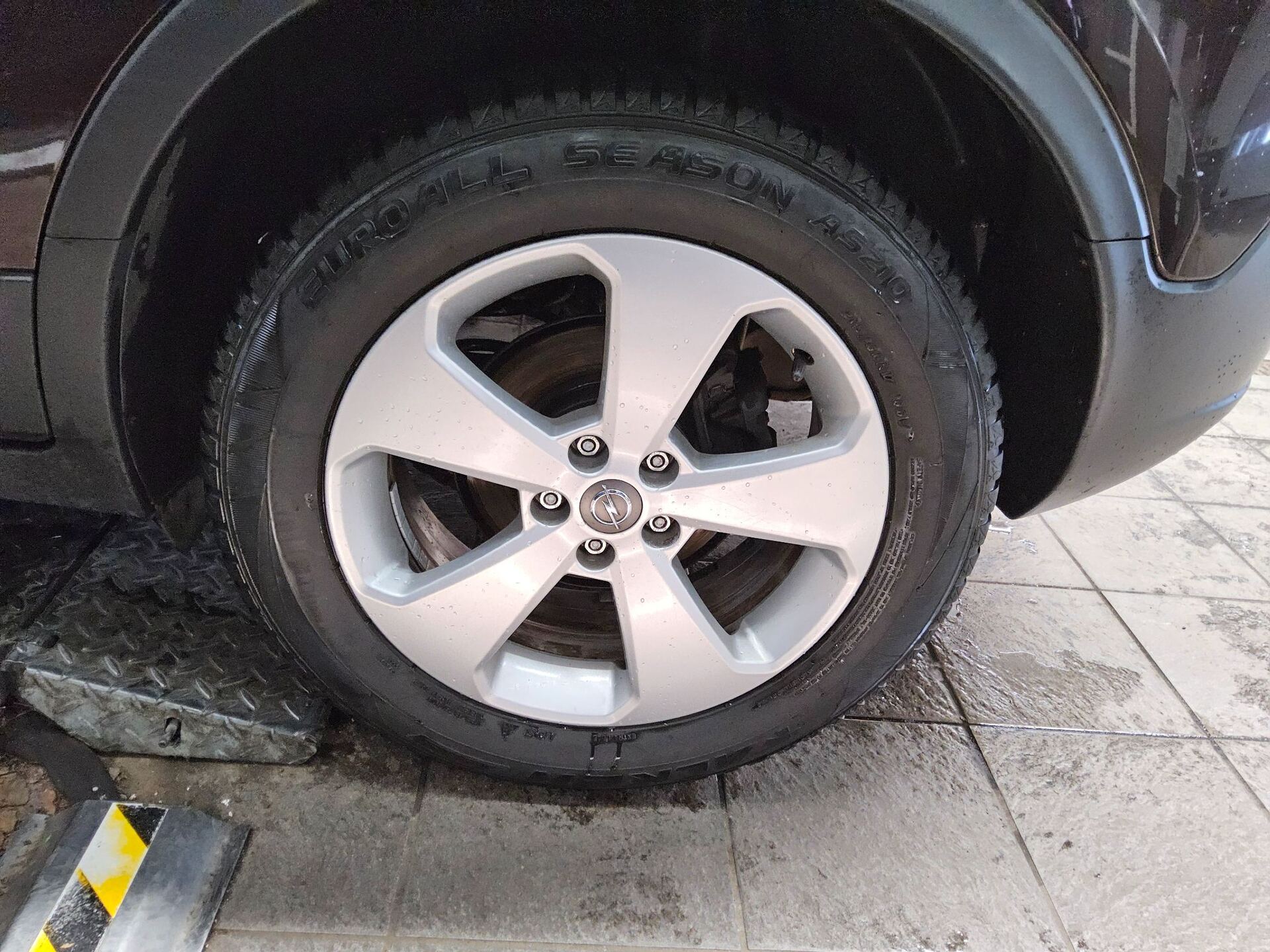 Opel Mokka 1.6 CDTI Edition AHK Navi PDC SHZ 10