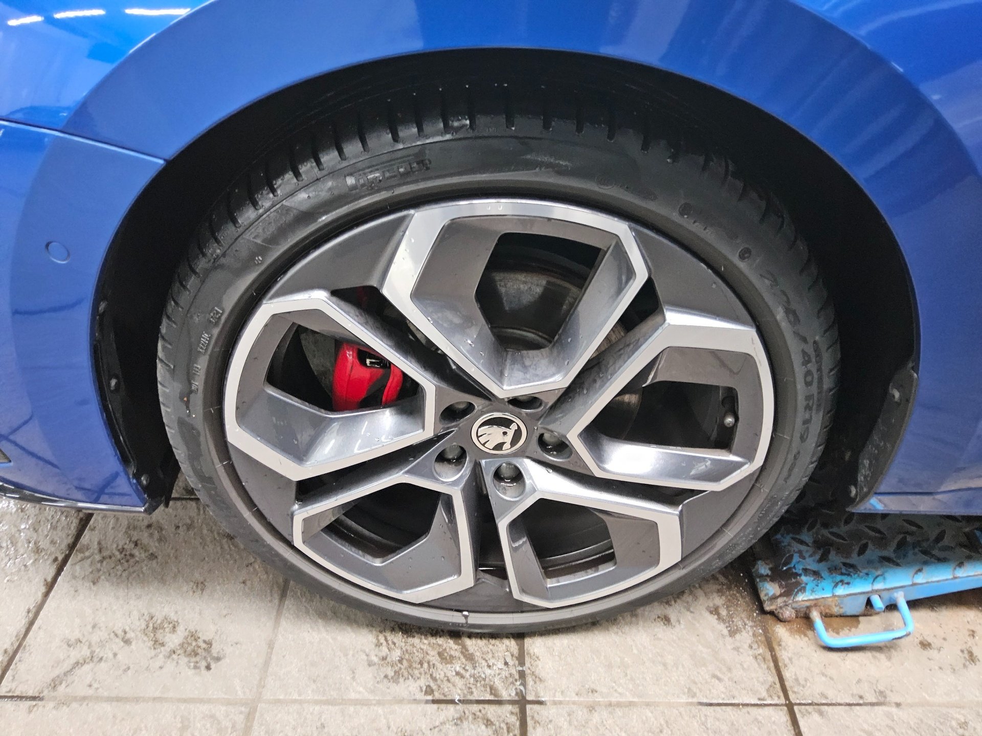 Skoda Octavia Kombi 2.0 TDI 4x4 RS Navi LED AID Shz AHK 11