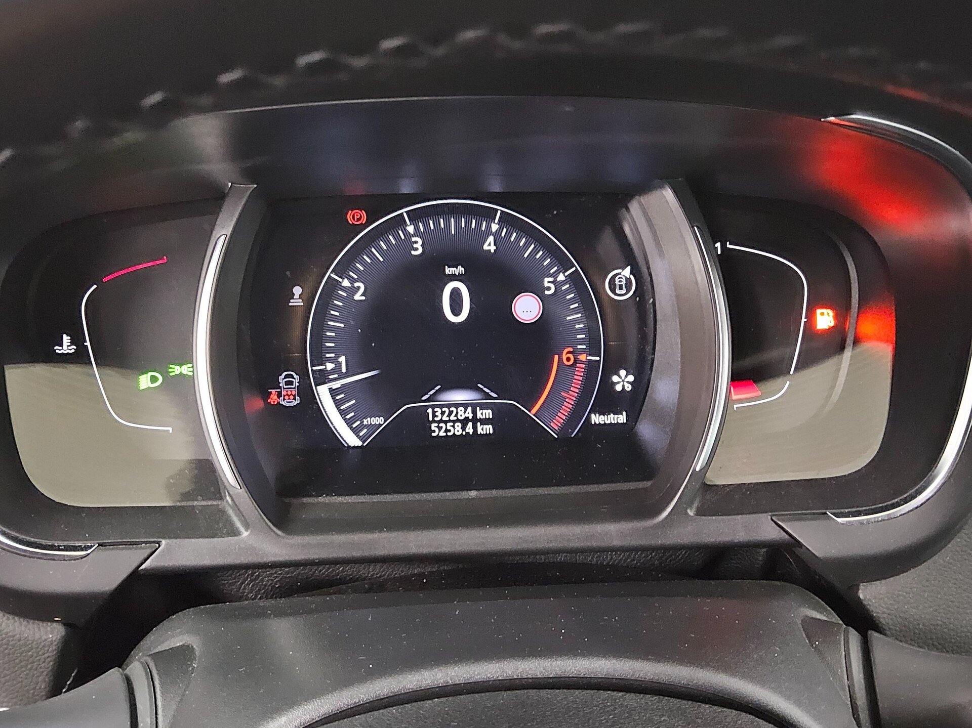 Renault Scenic 1.3 TCe Intens 7-Sitzer Navi LED HuD RfK 8
