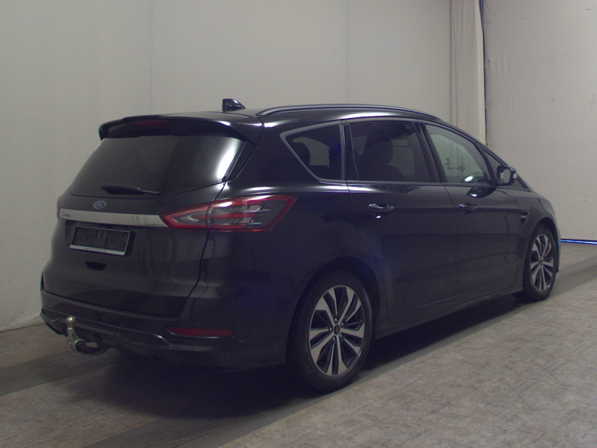 Ford S-Max 2.0 EB ST-Line 7-Sitzer Navi LED AHK ACC 4