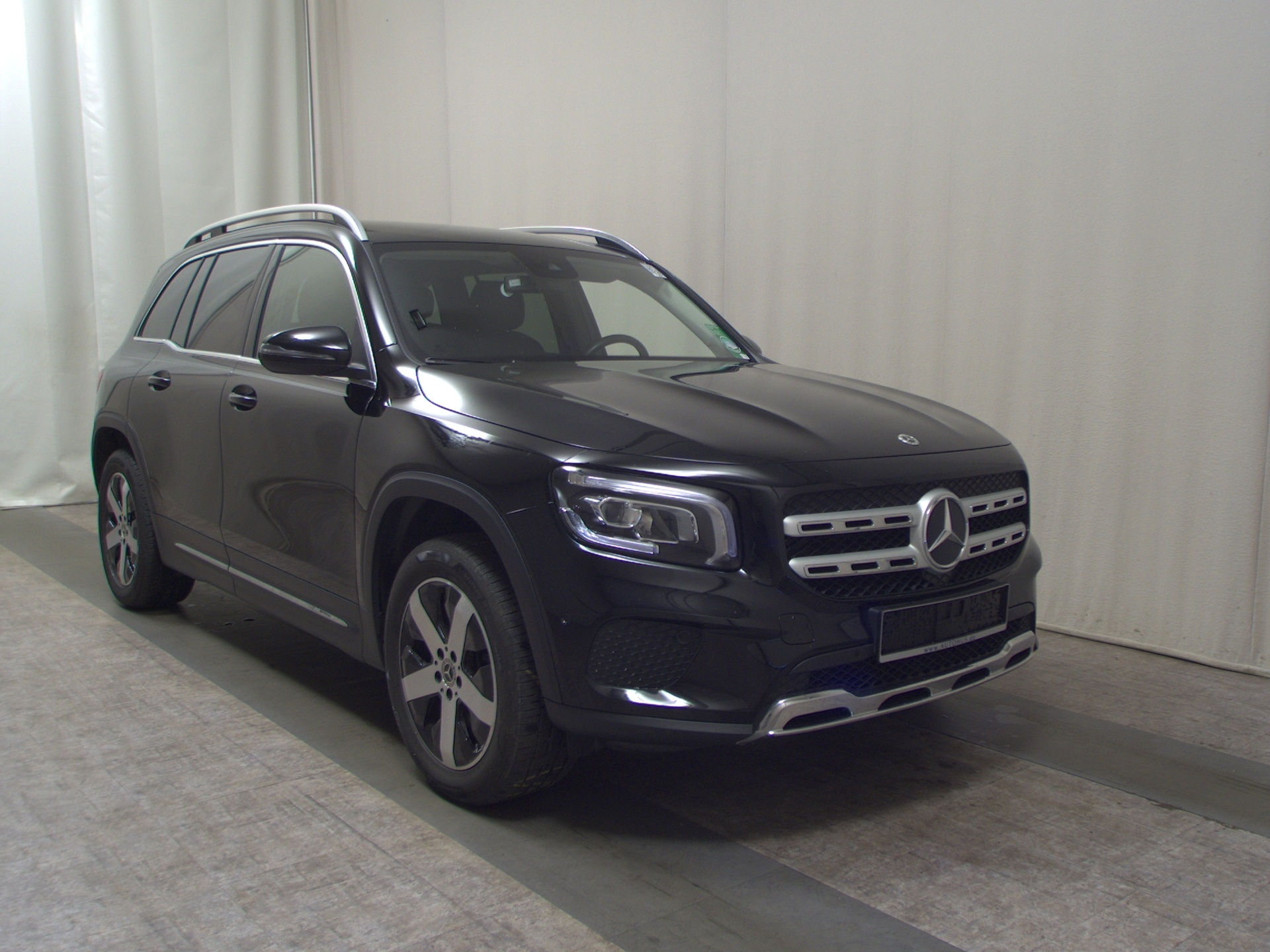 Mercedes-Benz GLB 200 d Progressive T-Leder Navi LED AHK PDC 3