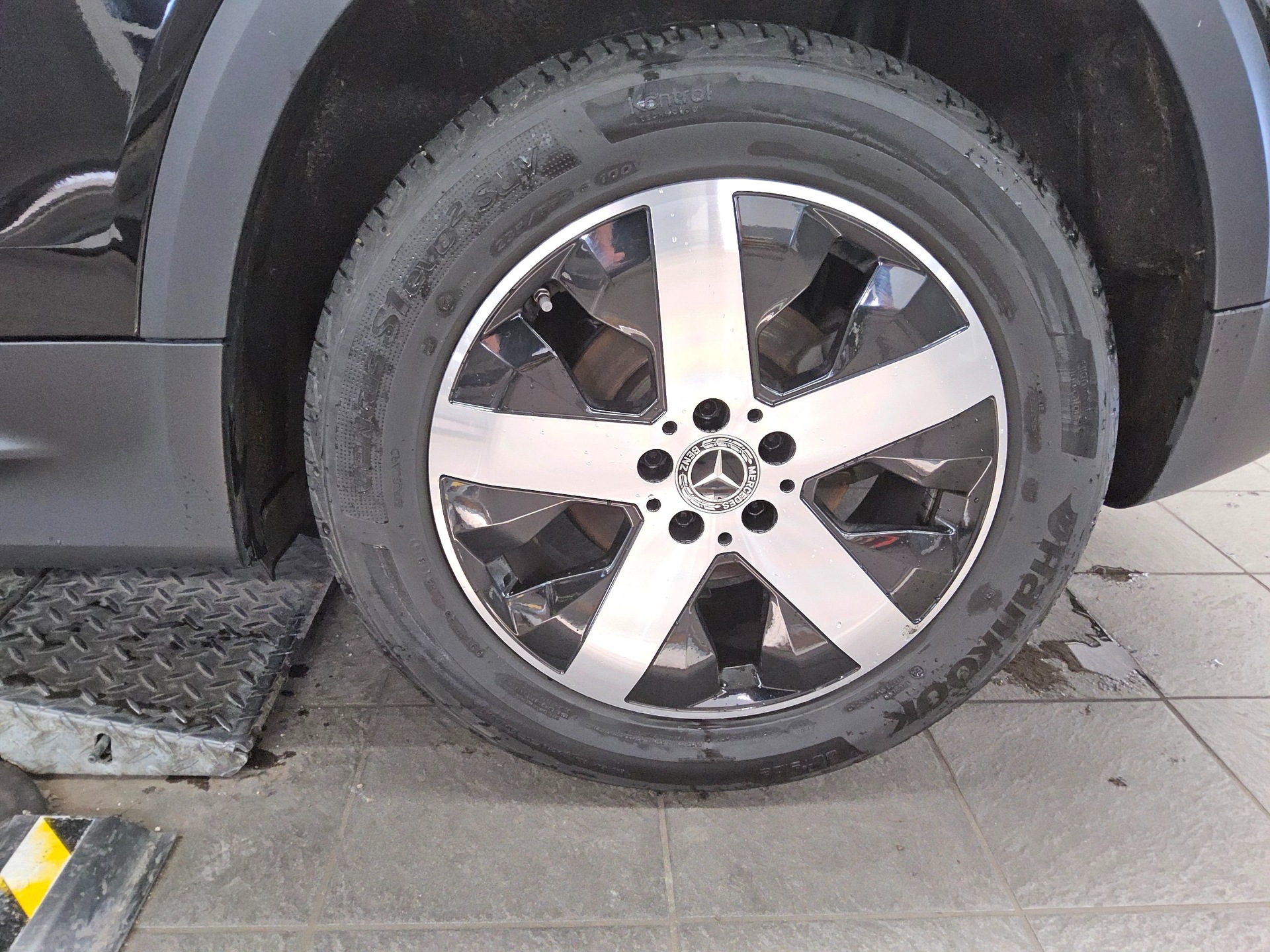 Mercedes-Benz GLB 200 d Progressive T-Leder Navi LED AHK PDC 11