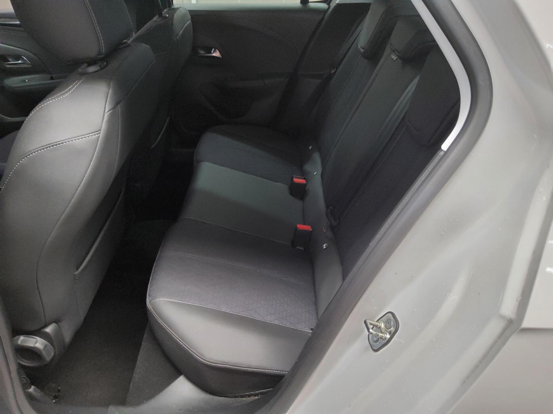 Opel Corsa-e Elegance T-Leder Navi LED DC RfK ACC Shz 13