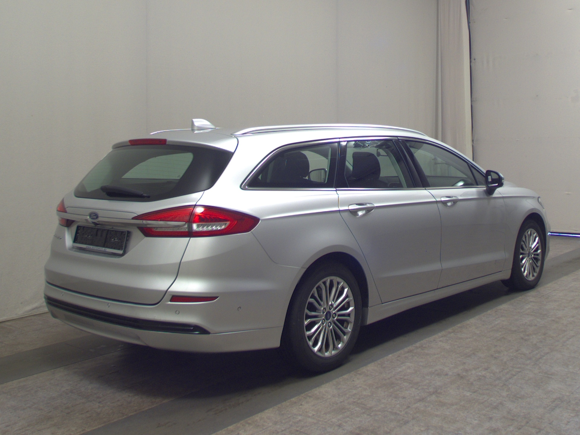 Ford Mondeo Turnier 2.0 EB Titanium Navi LED RfK ACC 4