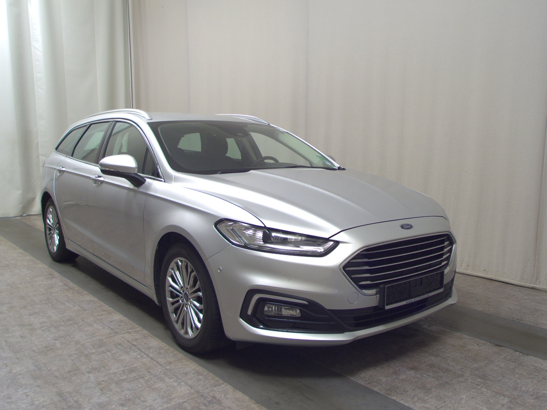 Ford Mondeo Turnier 2.0 EB Titanium Navi LED RfK ACC 3