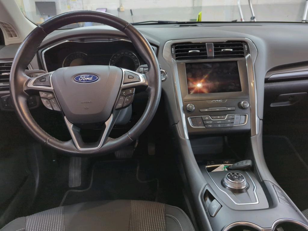 Ford Mondeo Turnier 2.0 EB Titanium NAVI SPORTSITZE KLIMAAUT RADIO MFL 5