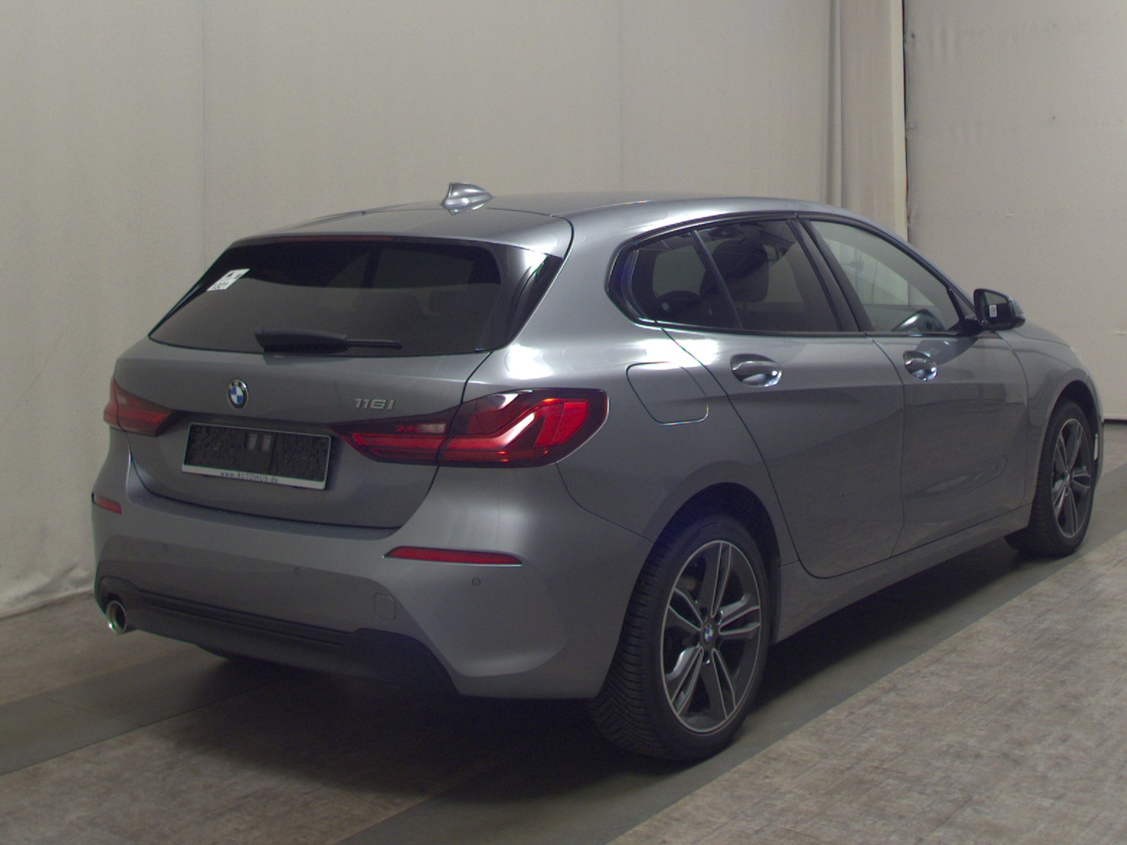 BMW 116i Sport Line Navi LED LC-Pro PDC SHZ 4