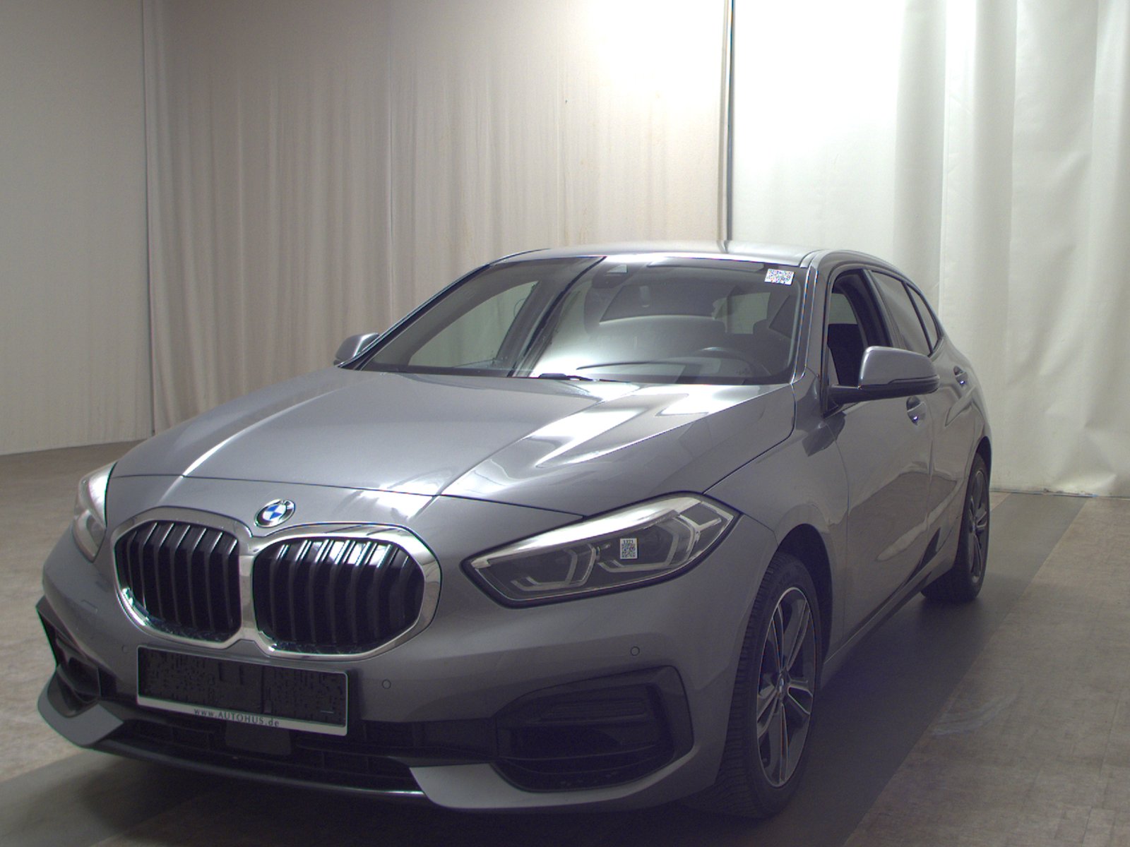 BMW 116i Sport Line Navi LED LC-Pro PDC SHZ 2