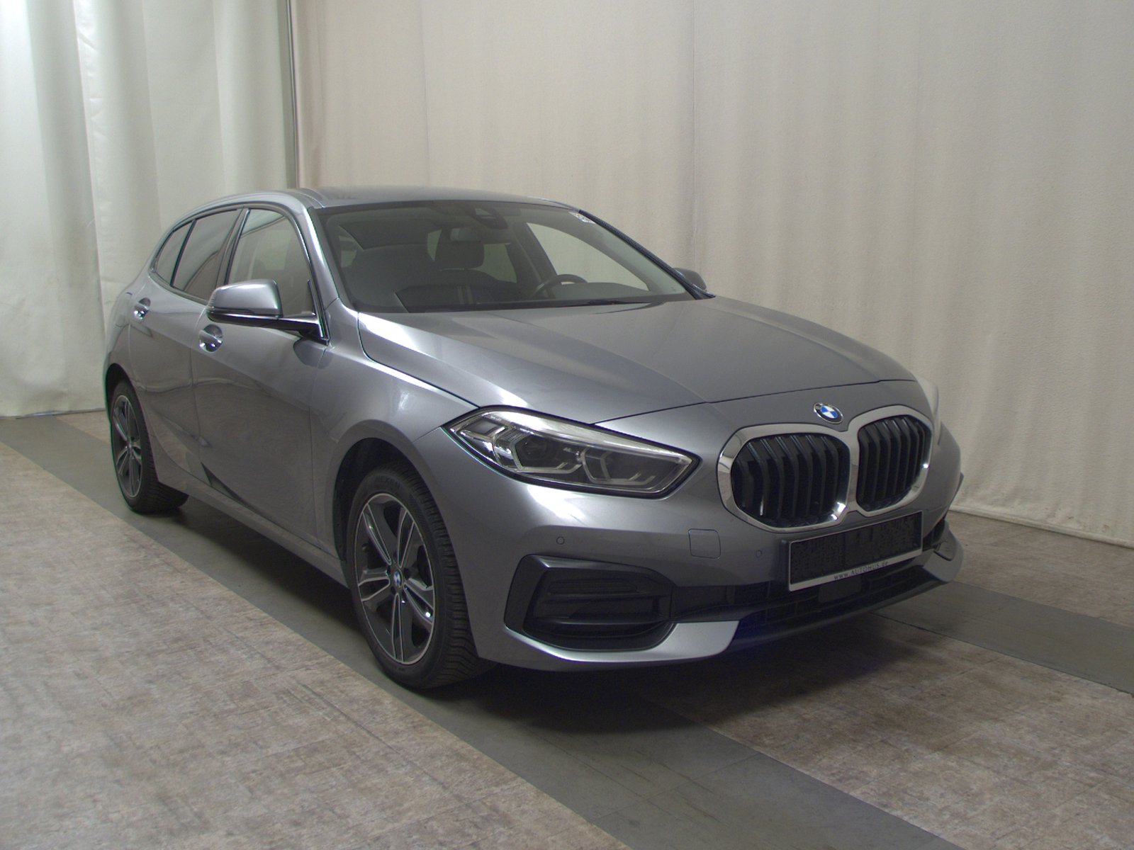 BMW 116i Sport Line Navi LED LC-Pro PDC SHZ 3