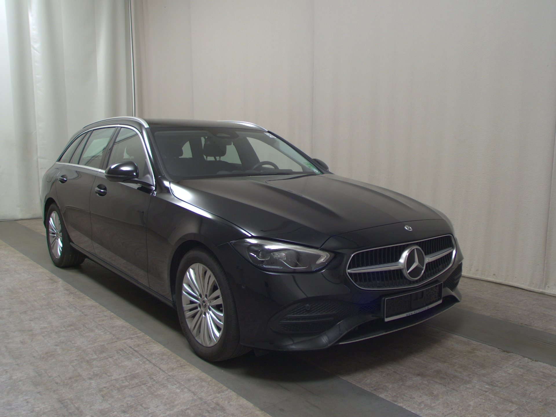 Mercedes-Benz C 200 T d Avantgarde Navi LED Rückfahrkamera 3