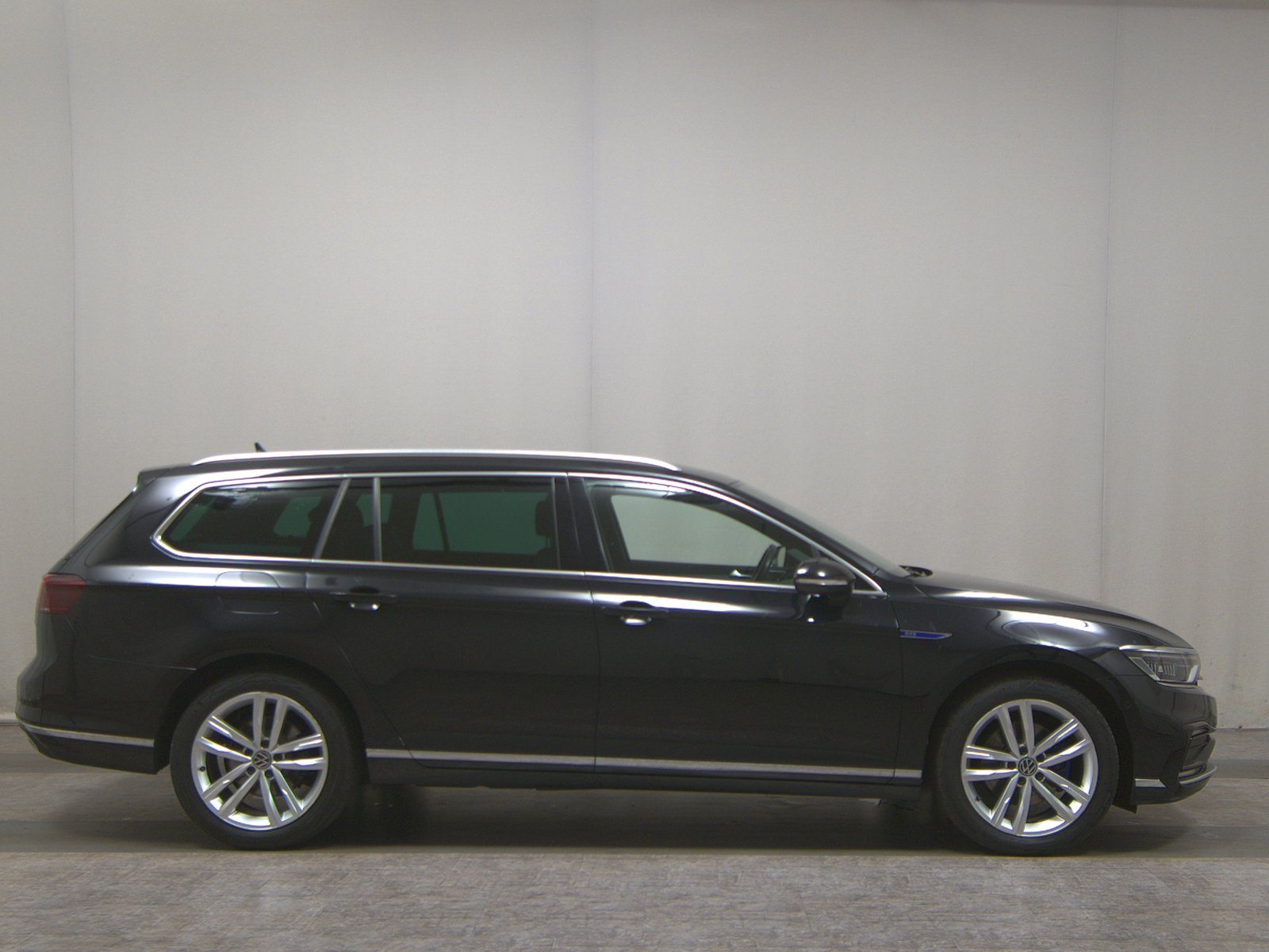 Volkswagen Passat Var. GTE 1.4 TSI Navi LED AID Pano AHK