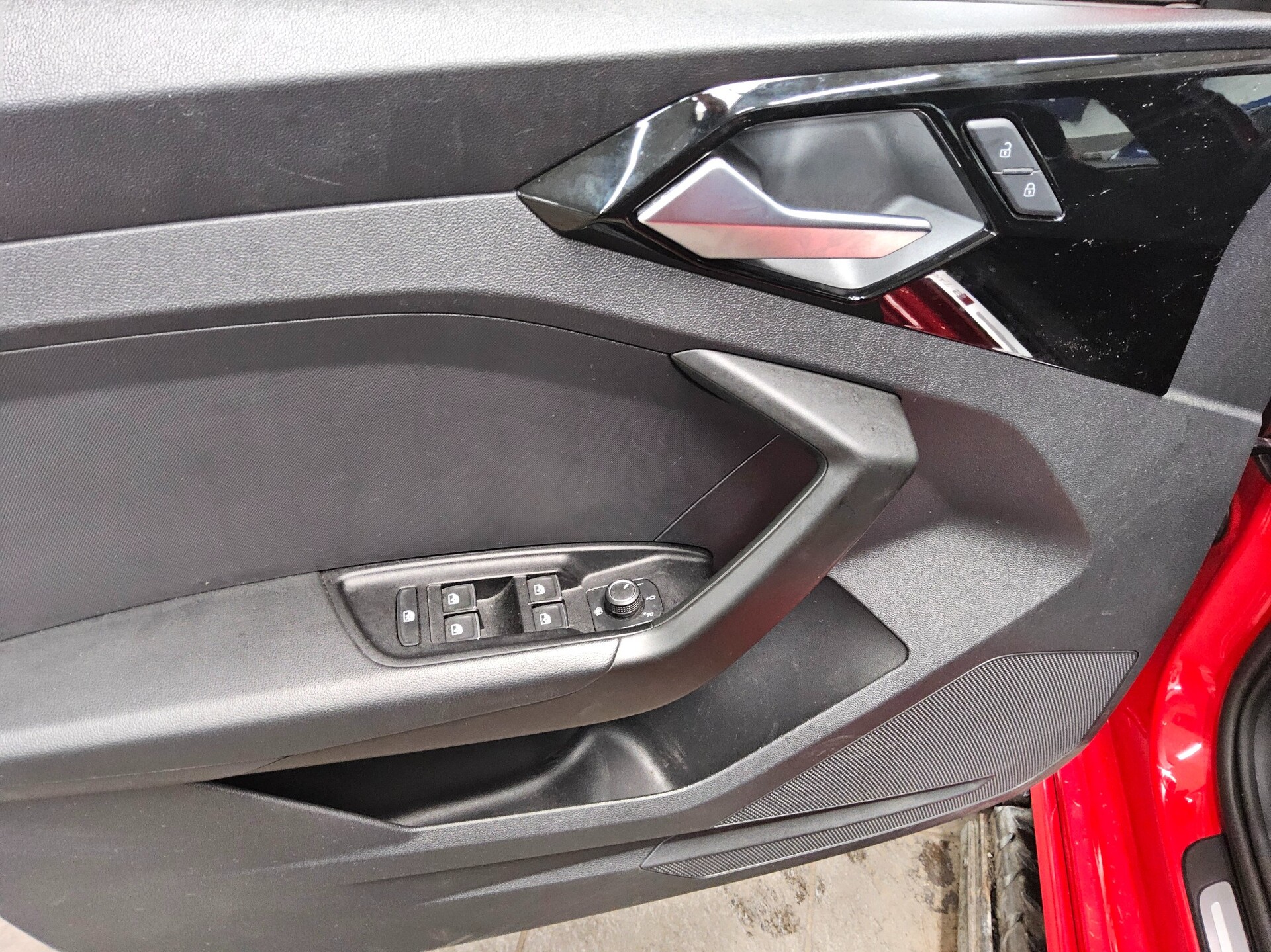 Audi A1 Sportback 1.0 TFSI S-Line T-Leder Navi LED vc 10
