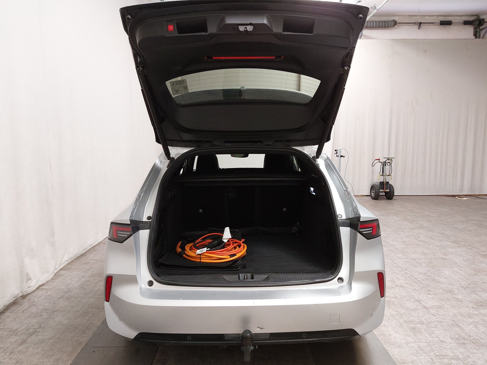 Opel Astra ST Ultimate 1.6 Hybrid T-Leder Nav LED HuD 18