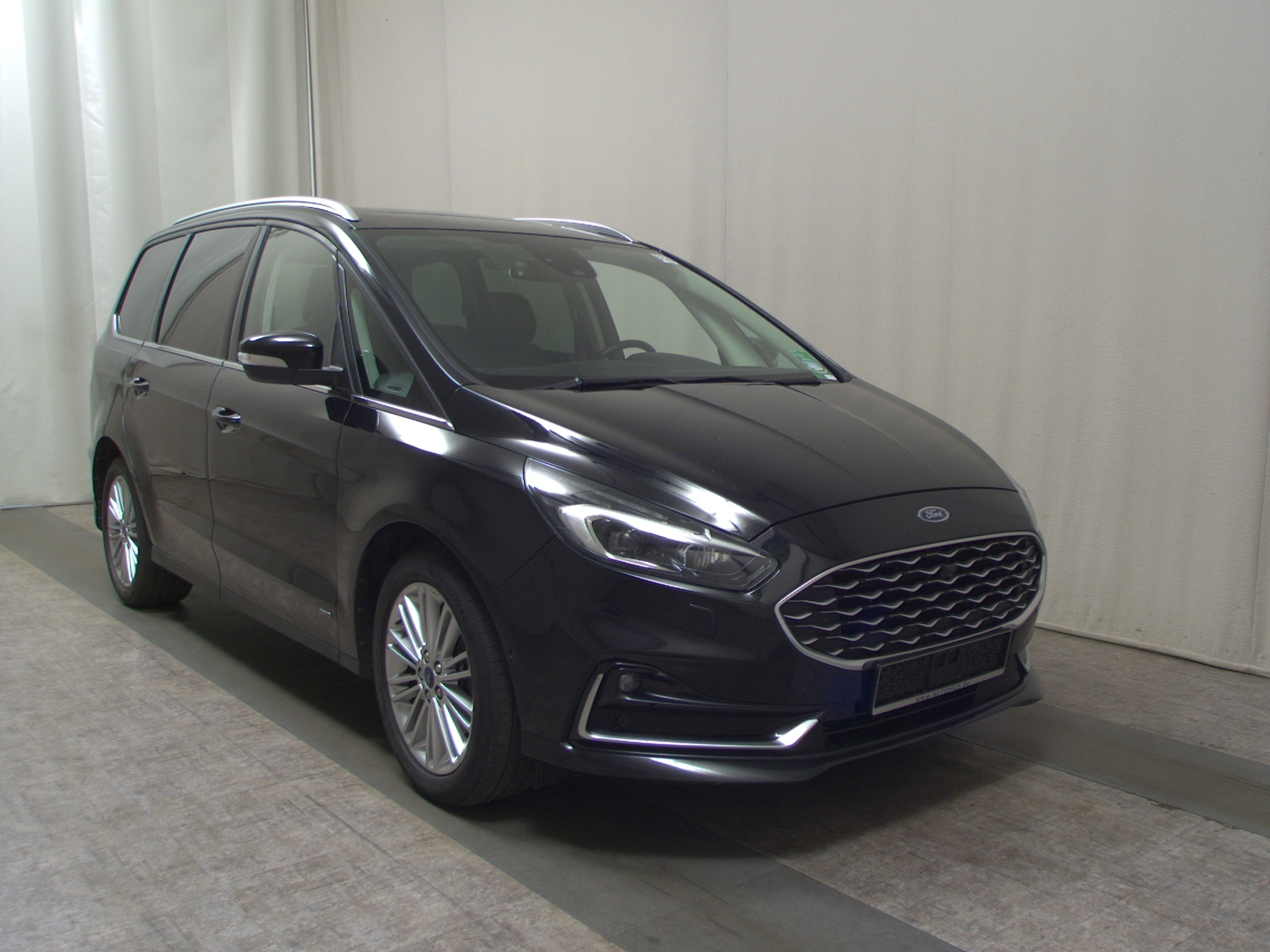 Ford Galaxy 2.0 EB AWD Titanium 7-Sitze Navi LED Pano 3
