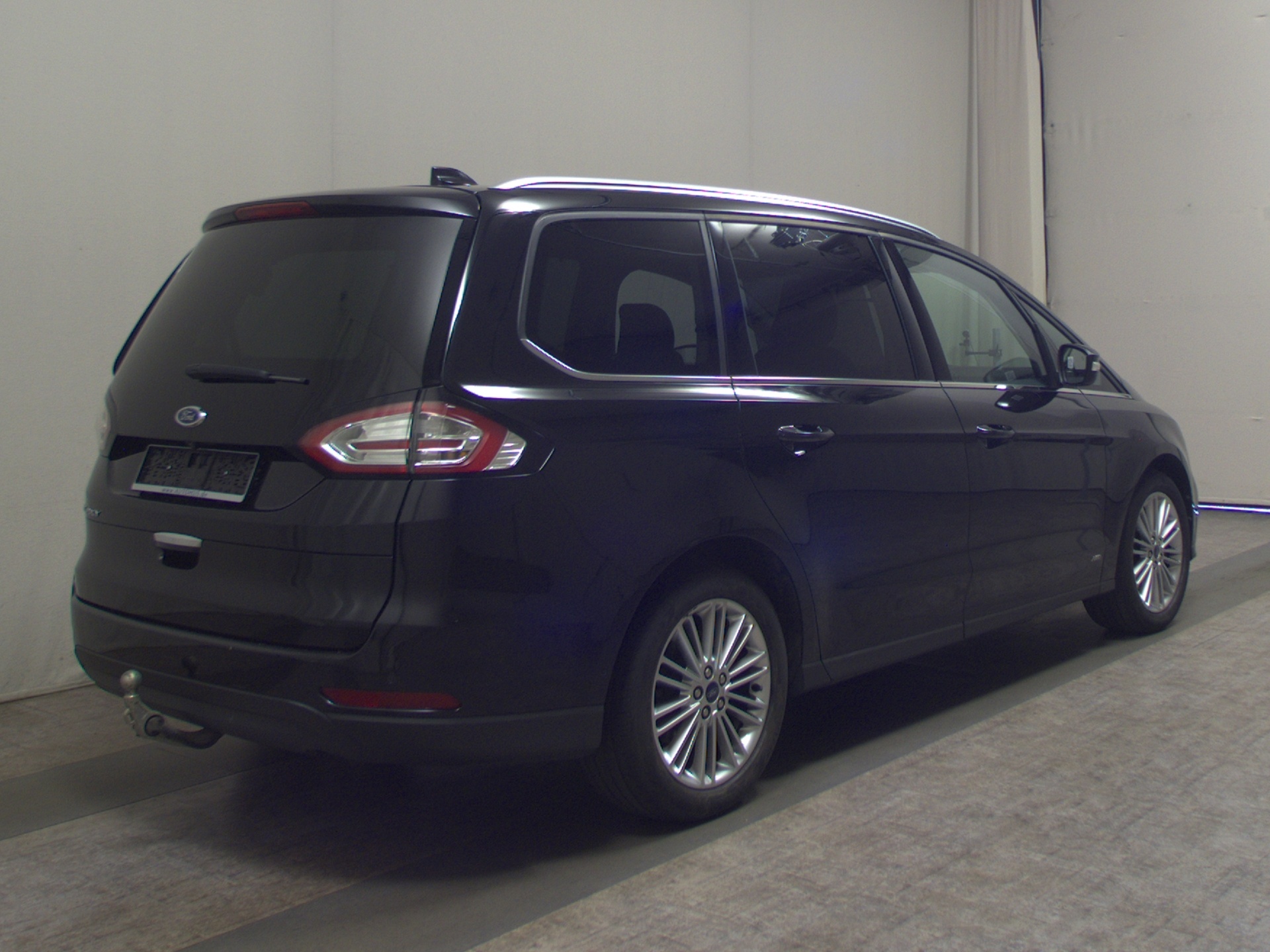 Ford Galaxy 2.0 EB AWD Titanium 7-Sitze Navi LED Pano 4
