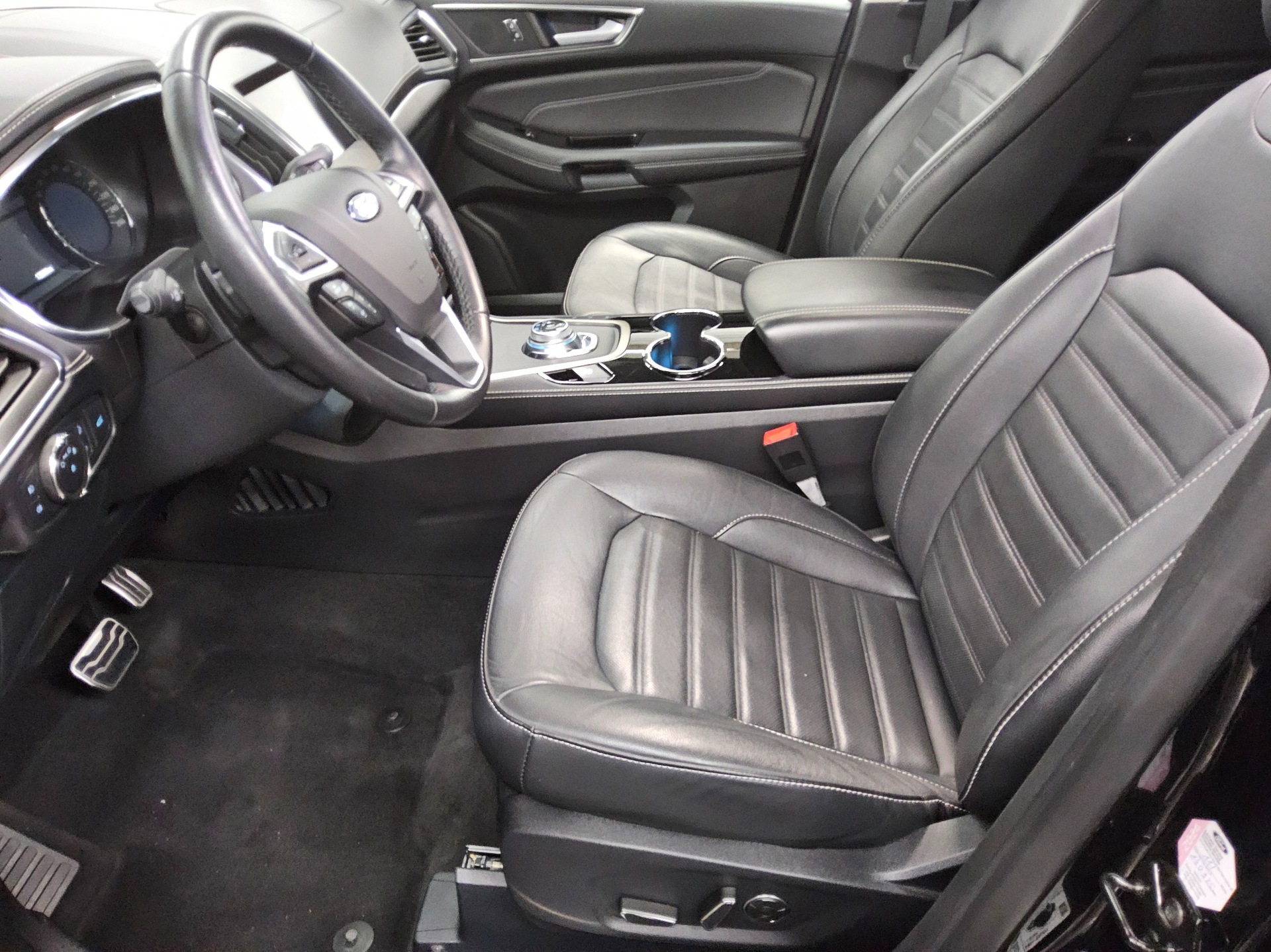 Ford Galaxy 2.0 EB AWD Titanium 7-Sitze Navi LED Pano 8