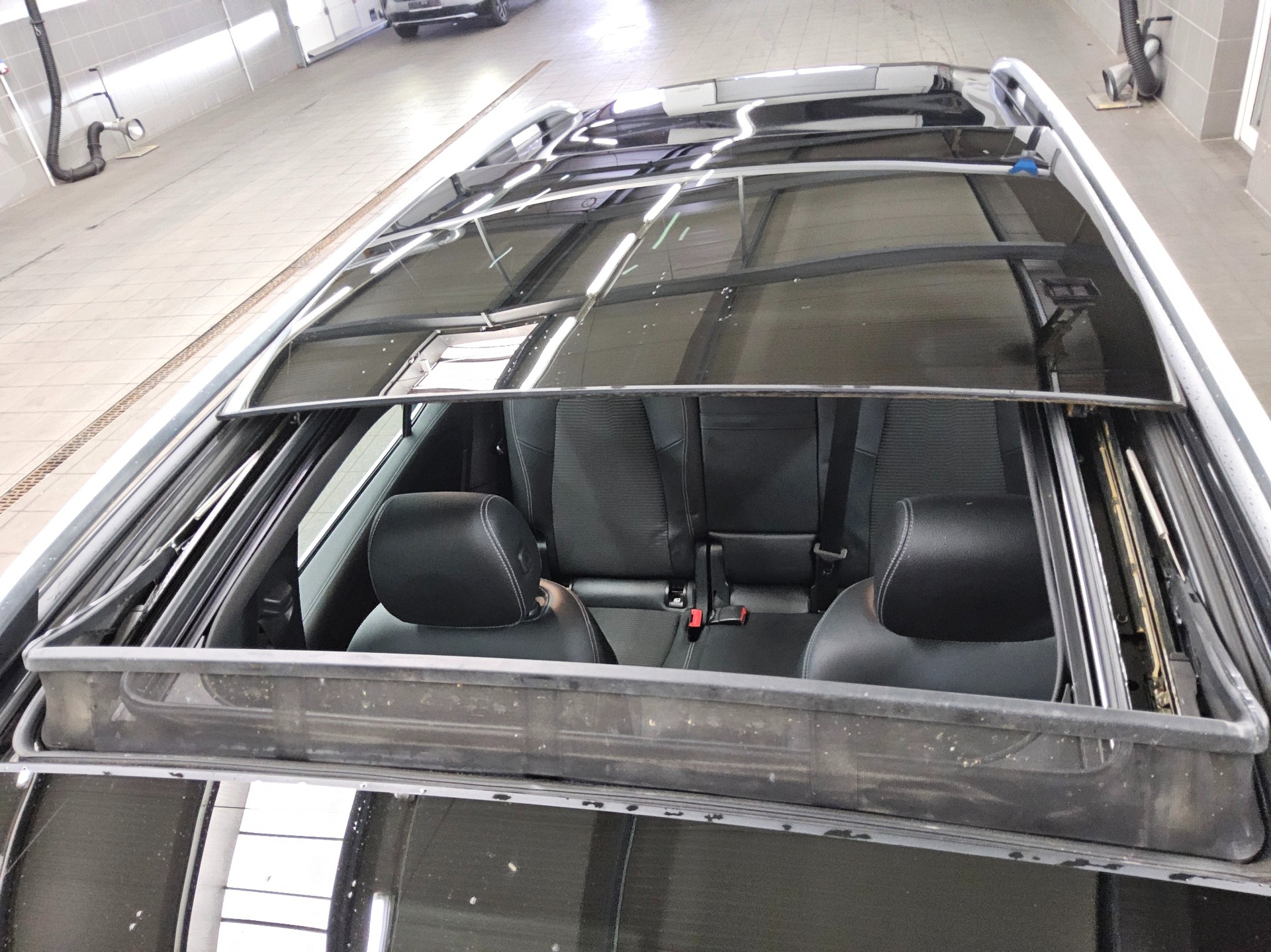 Mercedes-Benz GLB 220 d Progressive Navi T-Leder Panorama RFK 12