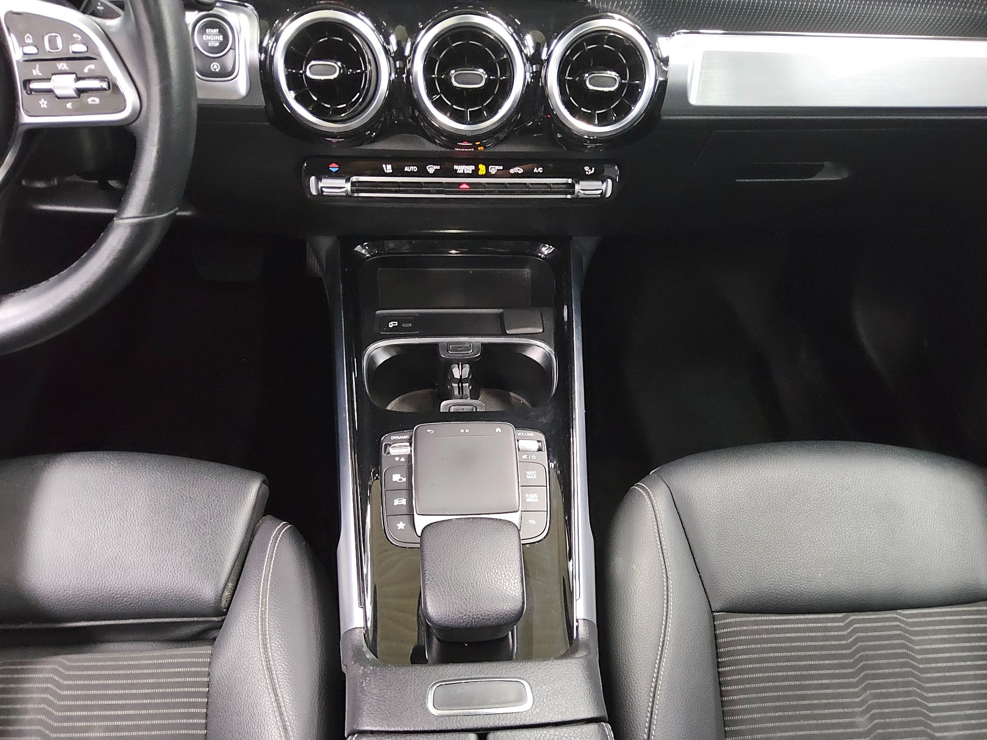 Mercedes-Benz GLB 220 d Progressive Navi T-Leder Panorama RFK 6