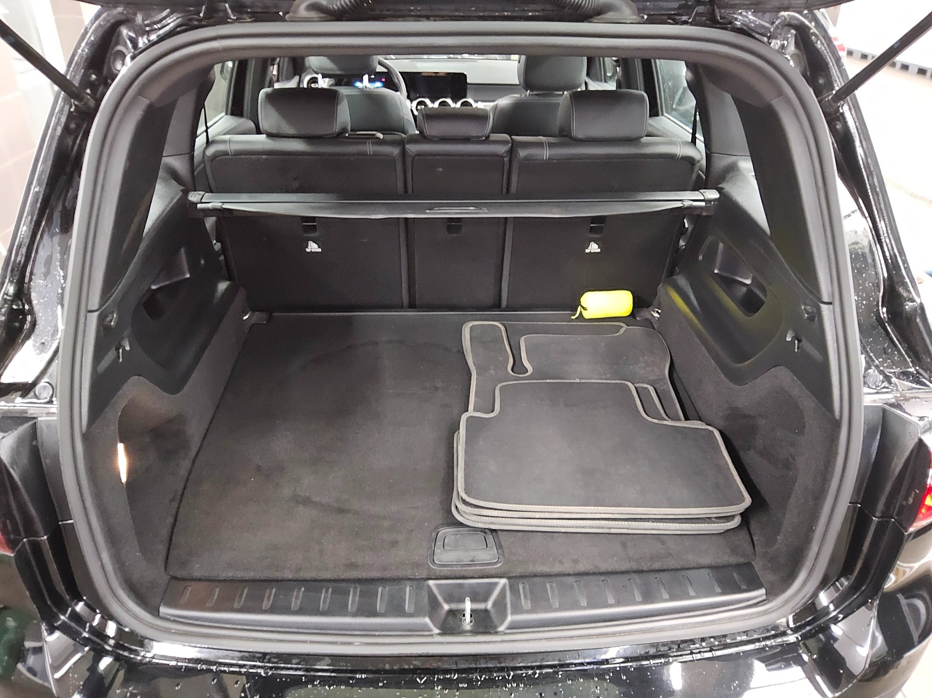 Mercedes-Benz GLB 220 d Progressive Navi T-Leder Panorama RFK 13
