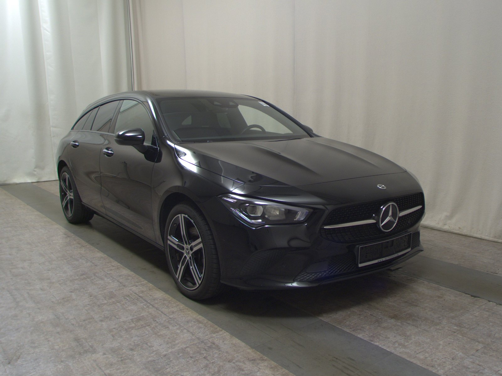 Mercedes-Benz CLA 200 SB d Progressive Leder Navi LED RFK Shz 3