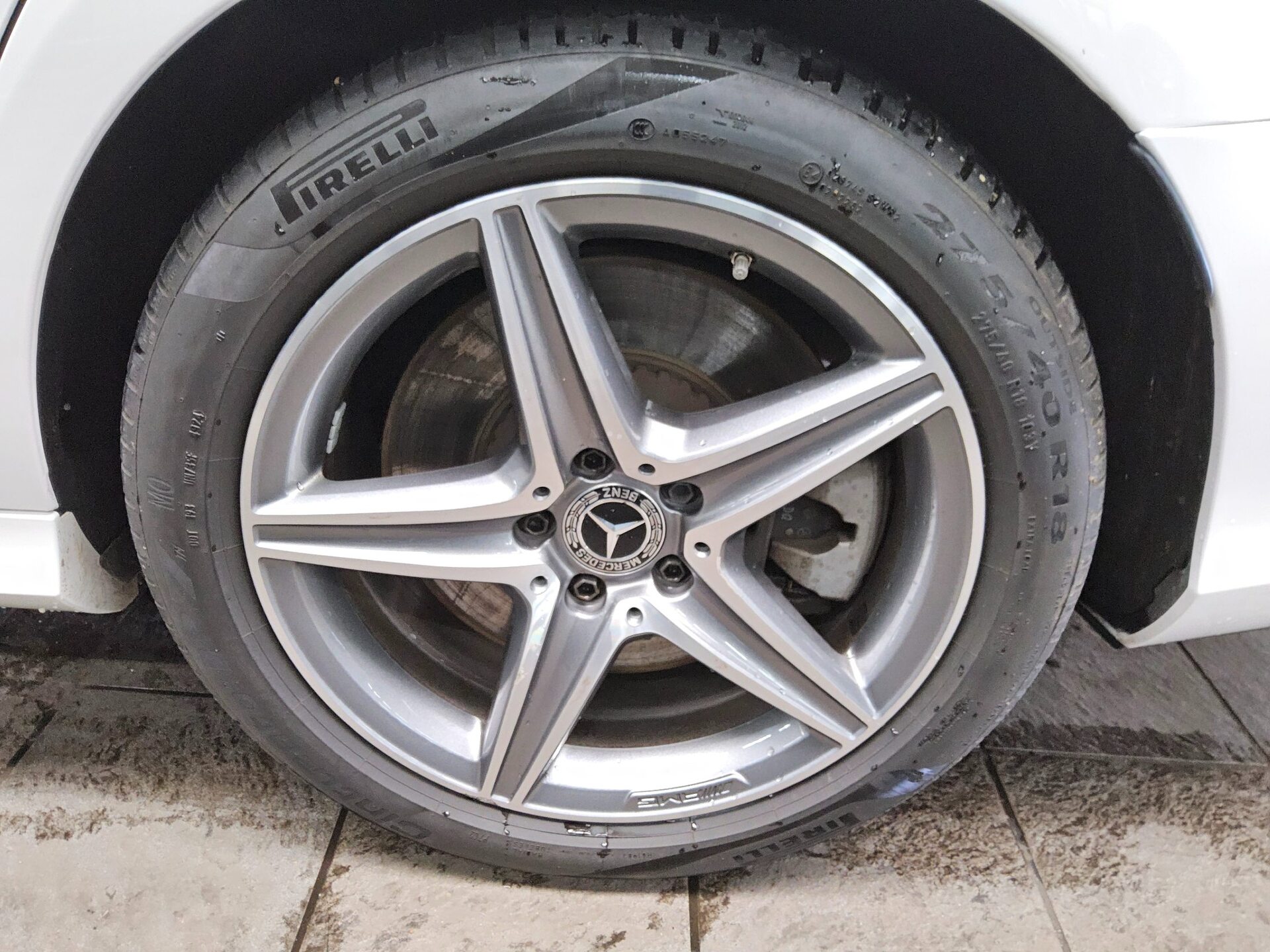 Mercedes-Benz E 300 T de AMG-Line Navi HuD Burmester Distr.+ 10