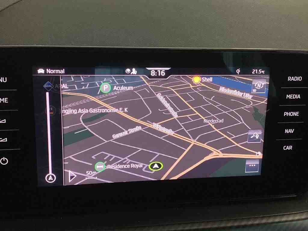 Skoda Scala 1.5 TSI Monte Carlo Pano RFK SHZ 8