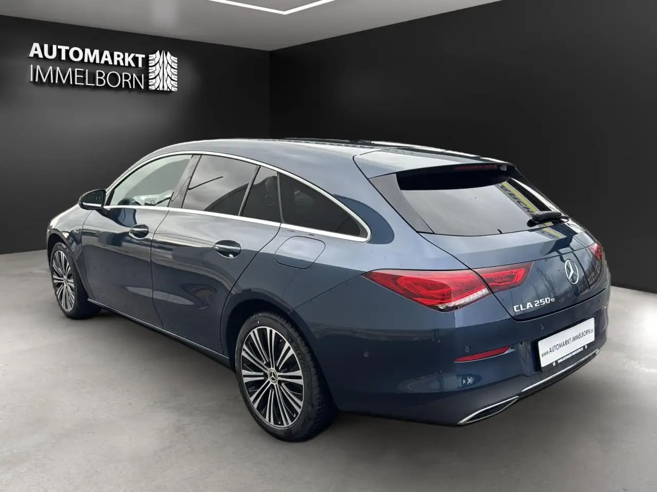 Mercedes-Benz CLA 250 Mubeam*Distro*VollLeder*18*DAB*Navi 7