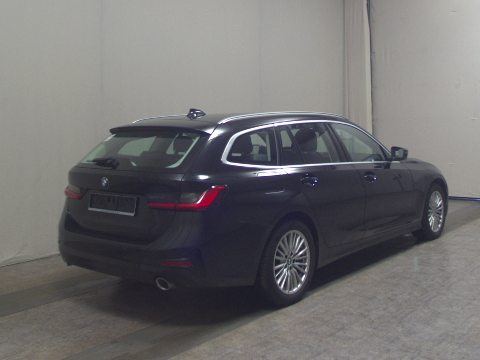 BMW 320dA Touring Sport-Line T-Leder Navi LED LC-Pro 4