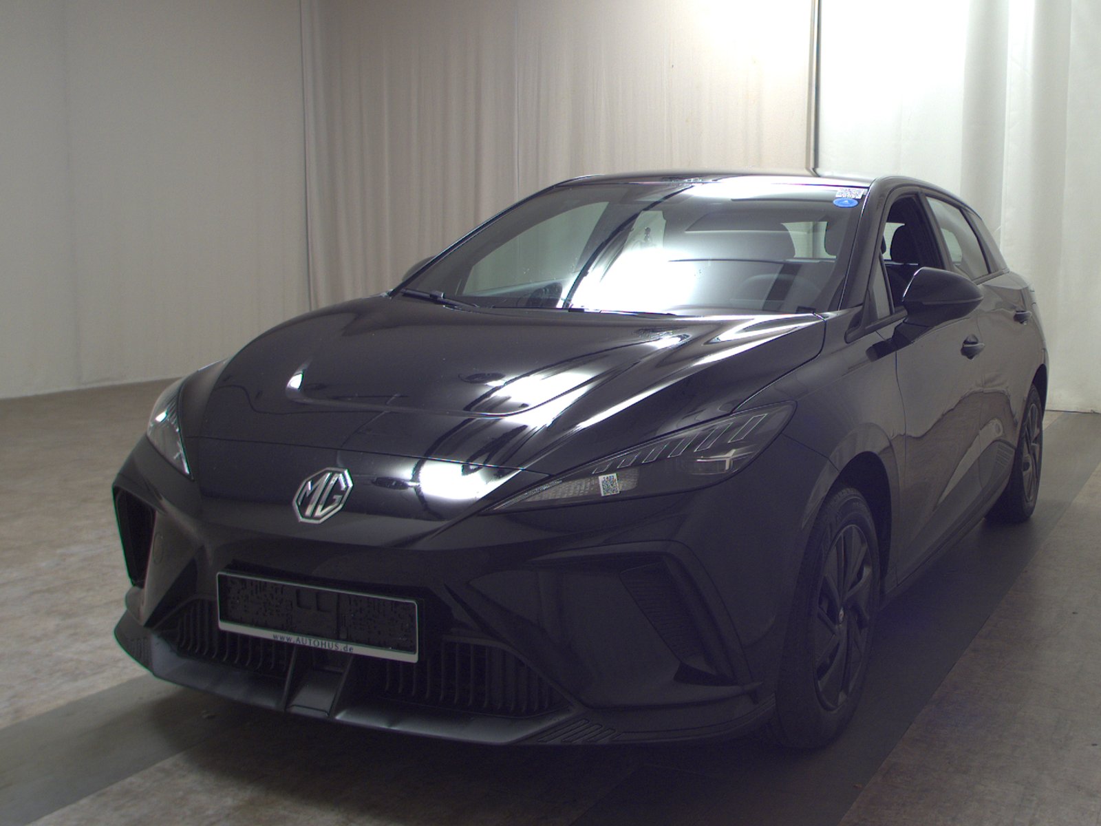 MG MG4 51 kWh Standard LED SHZ PDC 2