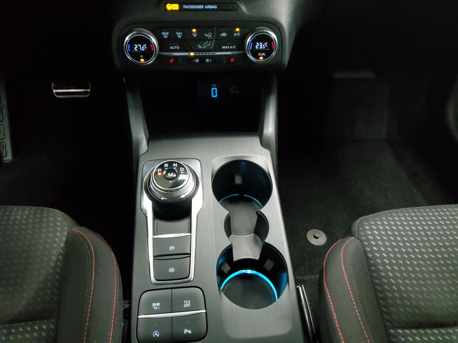 Ford Focus Turnier 1.5 EB ST-Line Navi LED PDC Shz 6