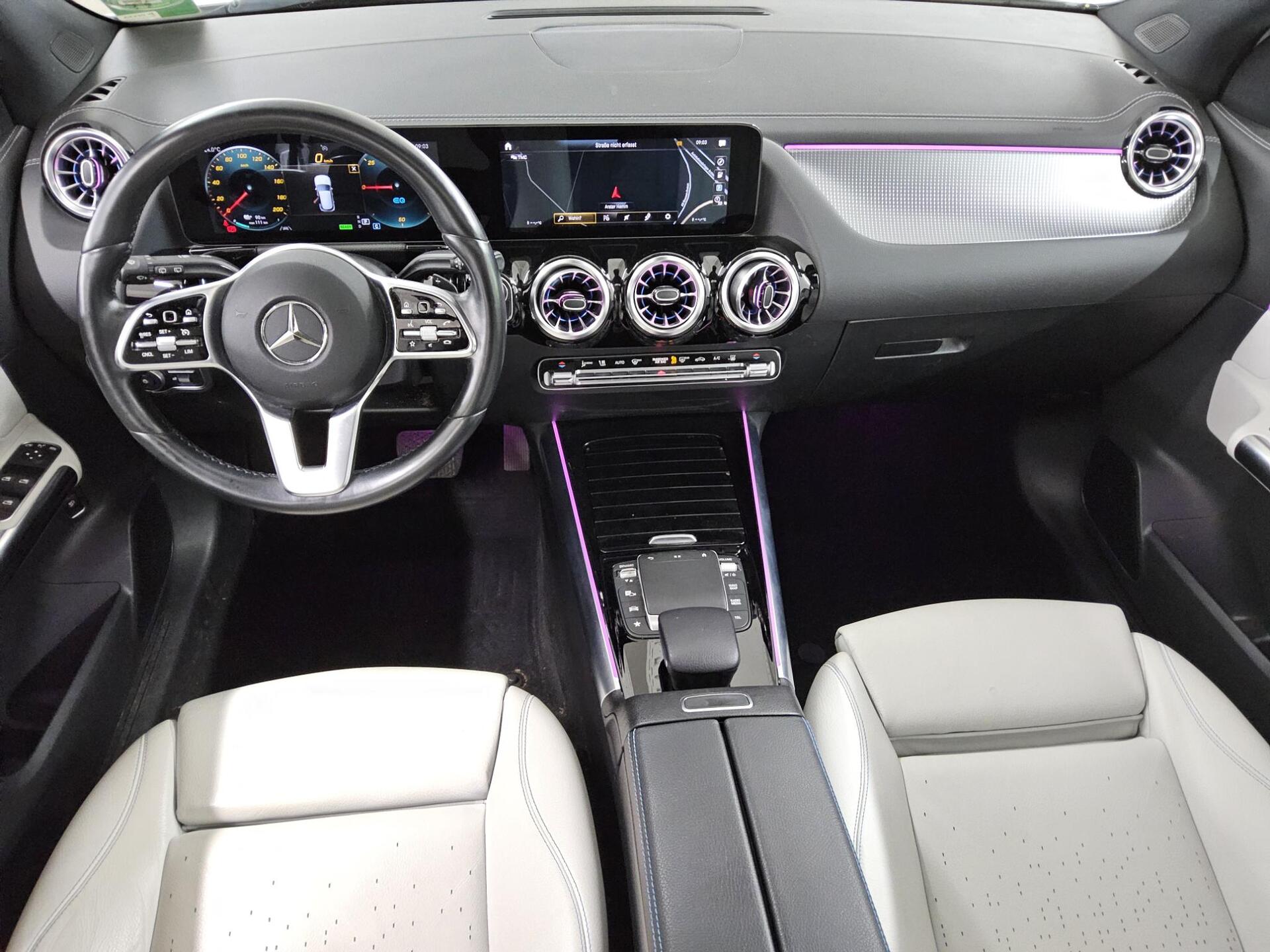 Mercedes-Benz EQA 250 Edition 1 AMG Leder Navi LED Pano Sound 5