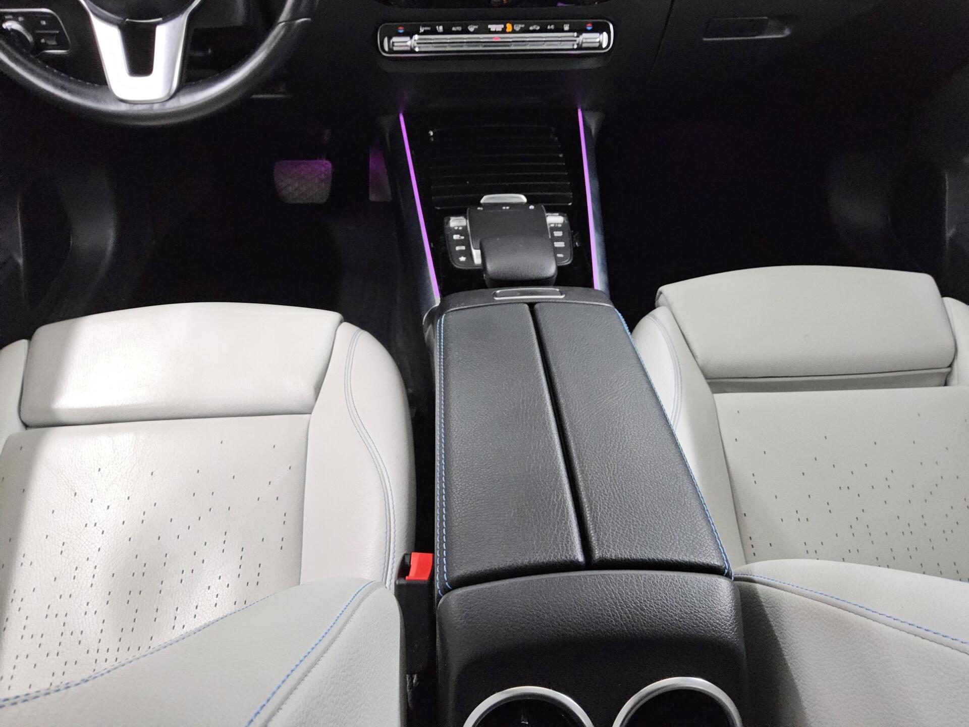 Mercedes-Benz EQA 250 Edition 1 AMG Leder Navi LED Pano Sound 6
