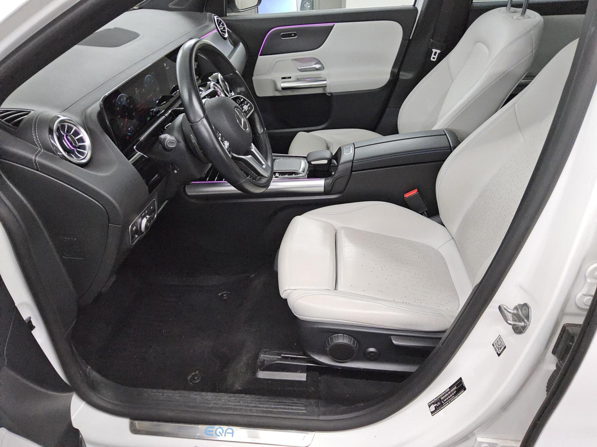 Mercedes-Benz EQA 250 Edition 1 AMG Leder Navi LED Pano Sound 9