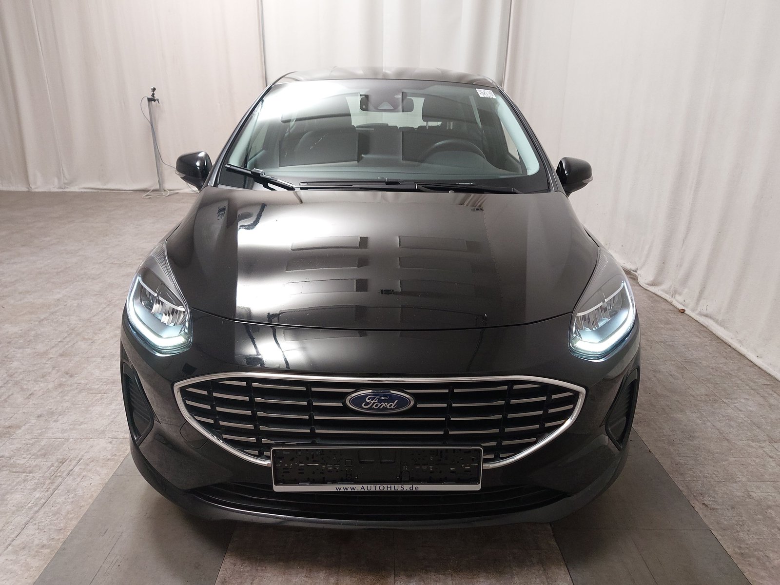 Ford Fiesta 1.0 EB Titanium NAVI LED SHZ PDC 9
