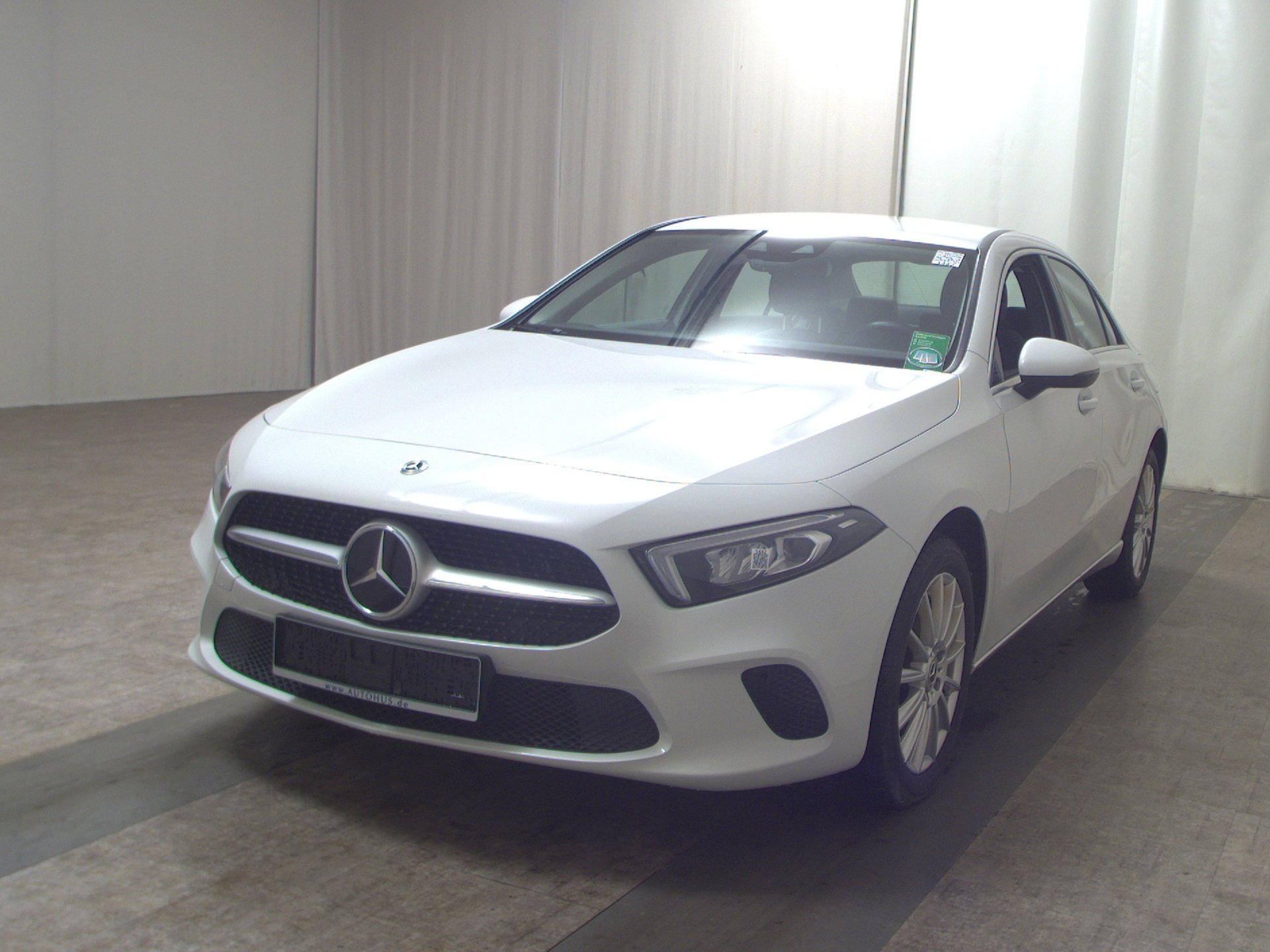 Mercedes-Benz A 250 e Progressive T-Leder Navi LED MBUX HuD 2