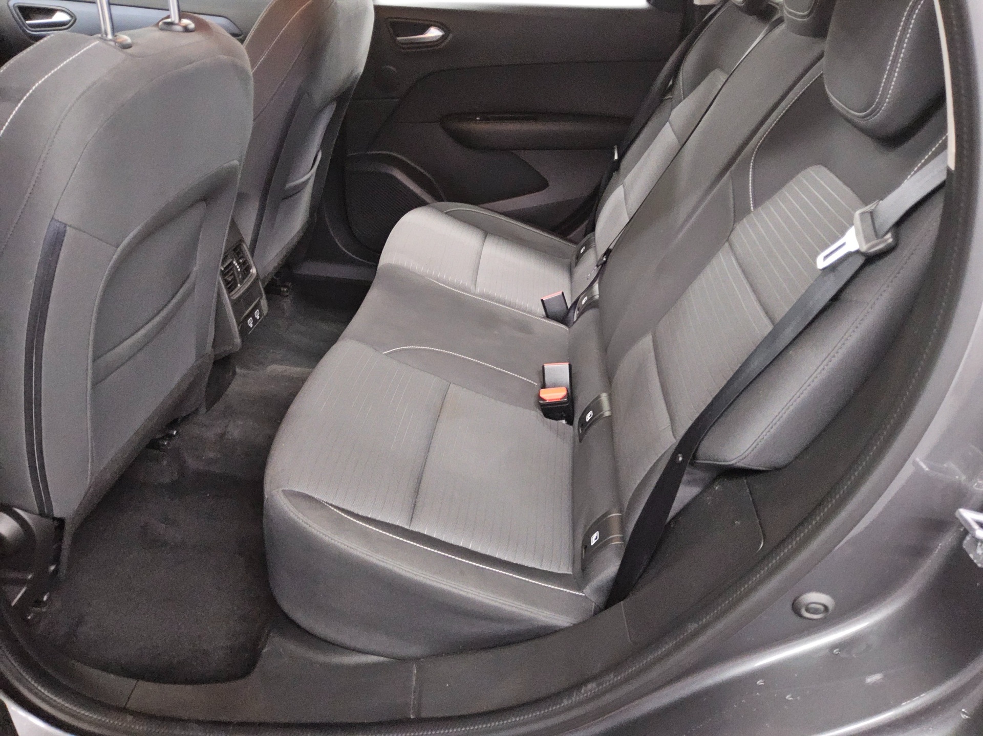 Renault Arkana 1.6 E-Tech Hybrid Zen LED Rückfahrkamera 13