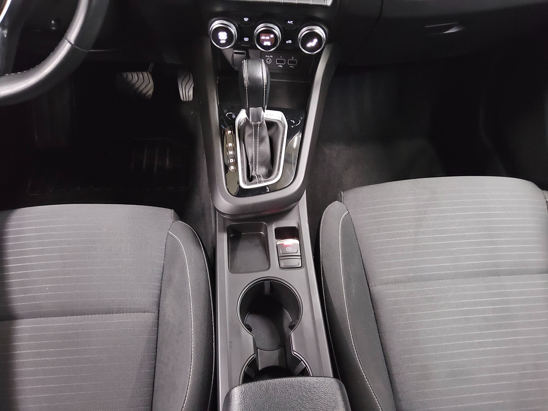 Renault Arkana 1.6 E-Tech Hybrid Zen LED Rückfahrkamera 6
