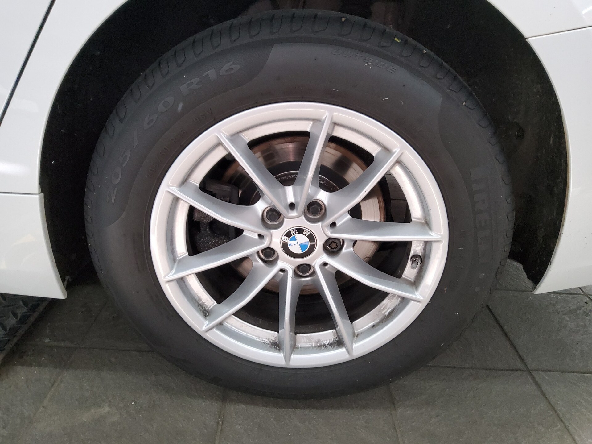 BMW 320dA T-Leder Navi LED LC prof. HiFi 11