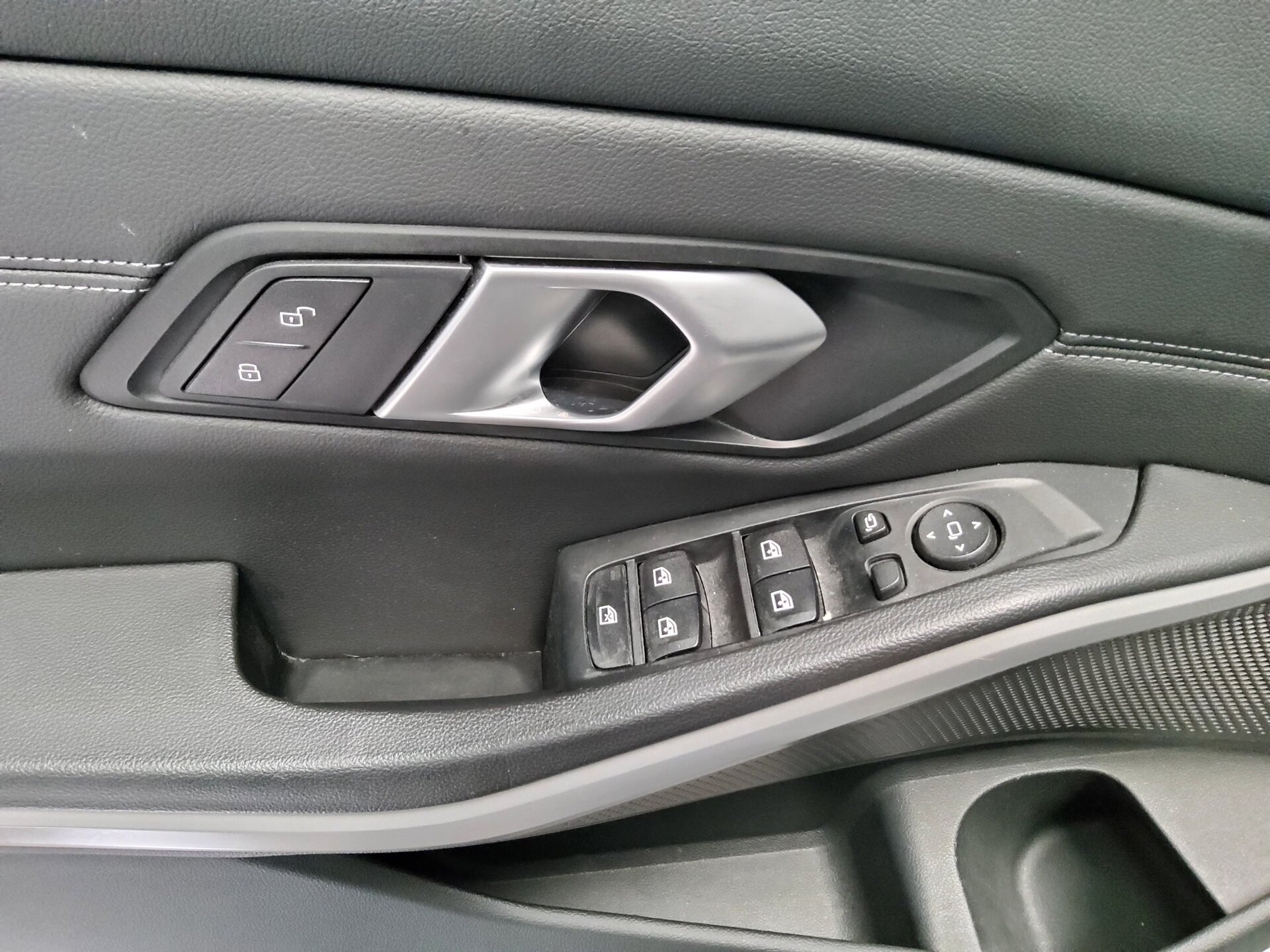 BMW 320dA T-Leder Navi LED LC prof. HiFi 10