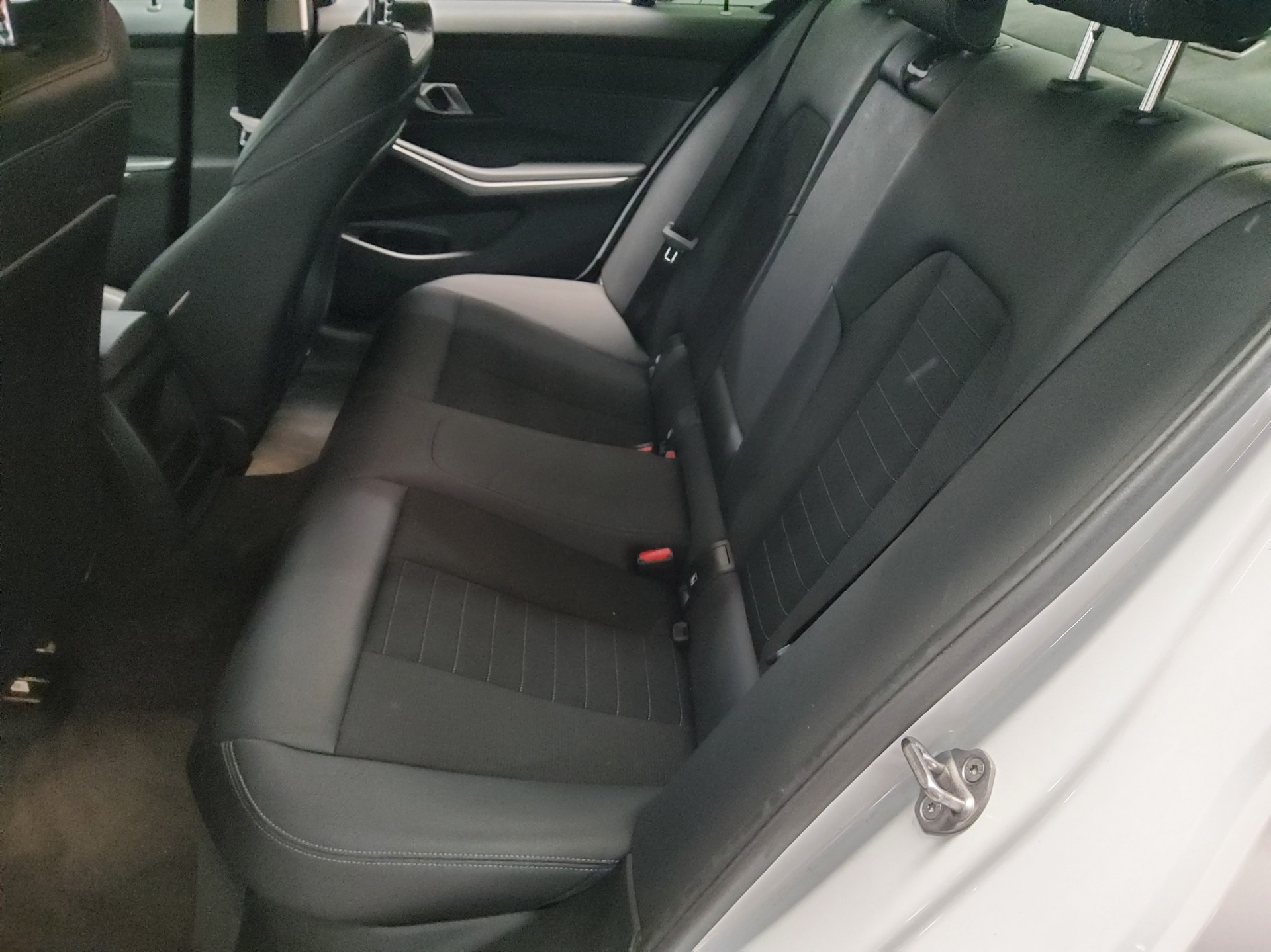 BMW 320dA T-Leder Navi LED LC prof. HiFi 13