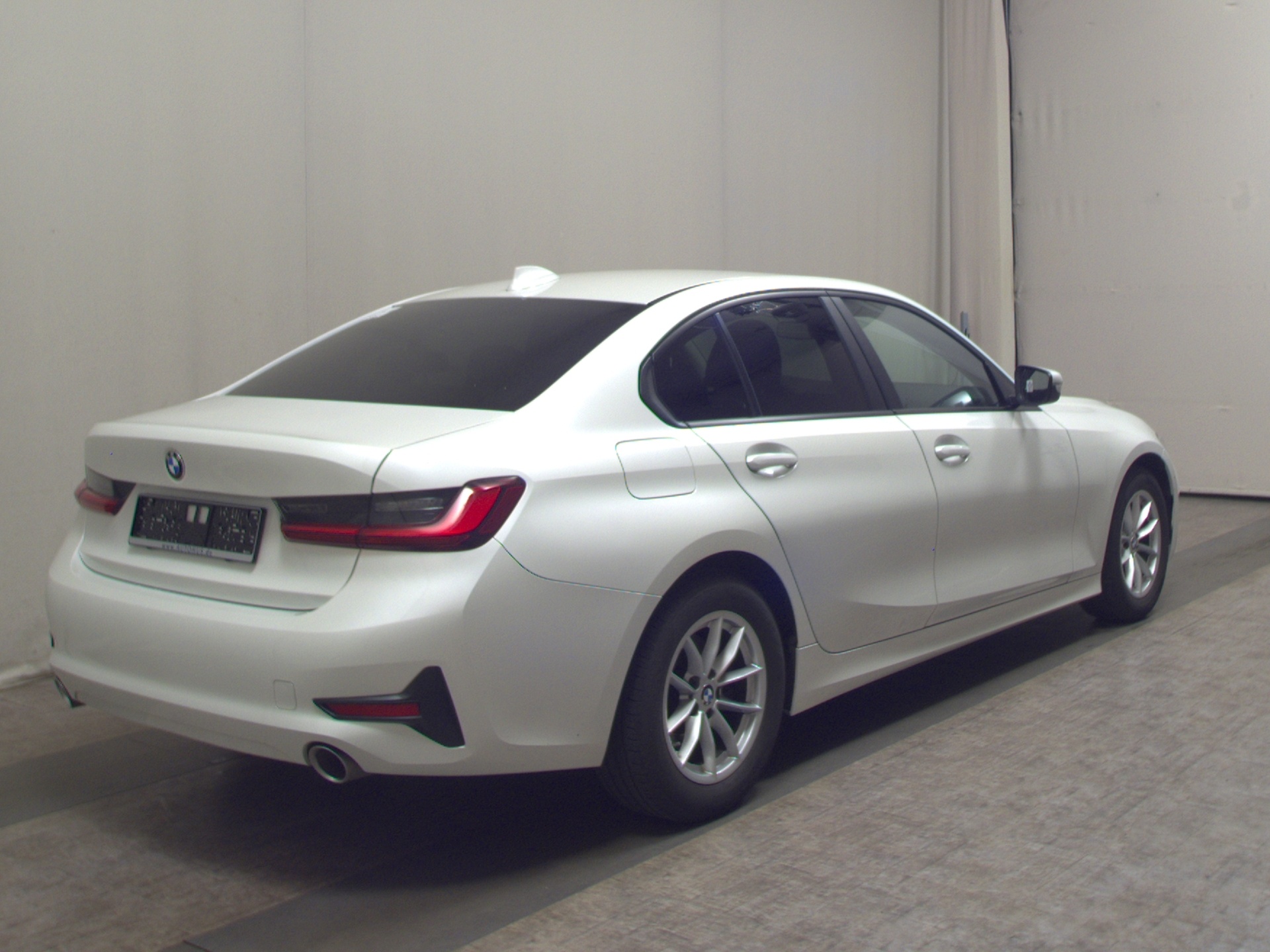 BMW 320dA T-Leder Navi LED LC prof. HiFi 4