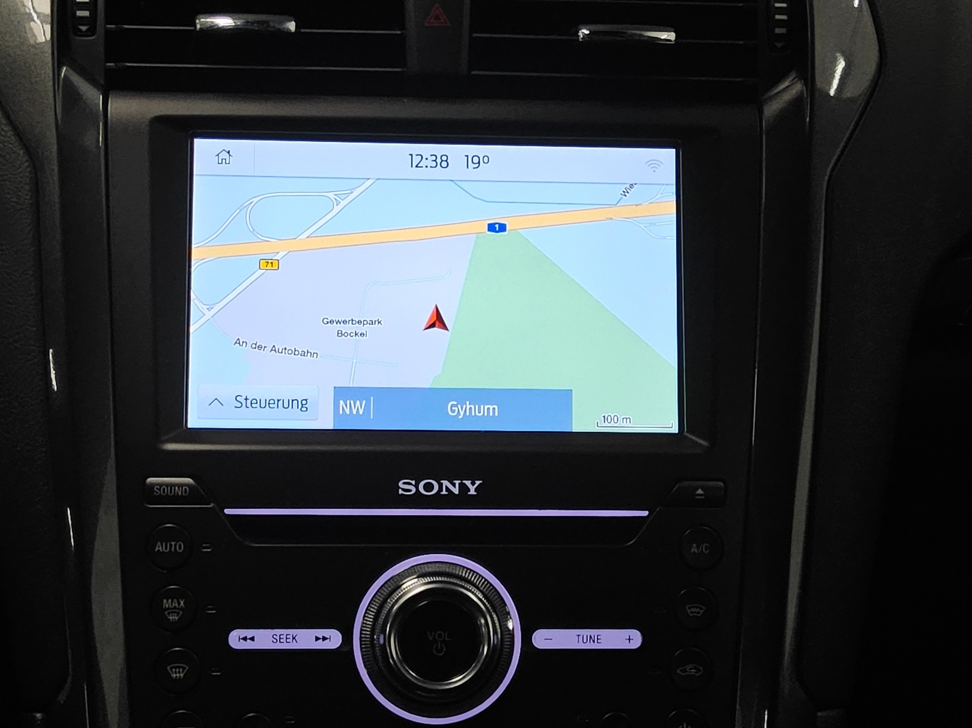 Ford Mondeo Turnier 2.0 EB Titanium Navi LED AHK Shz 7