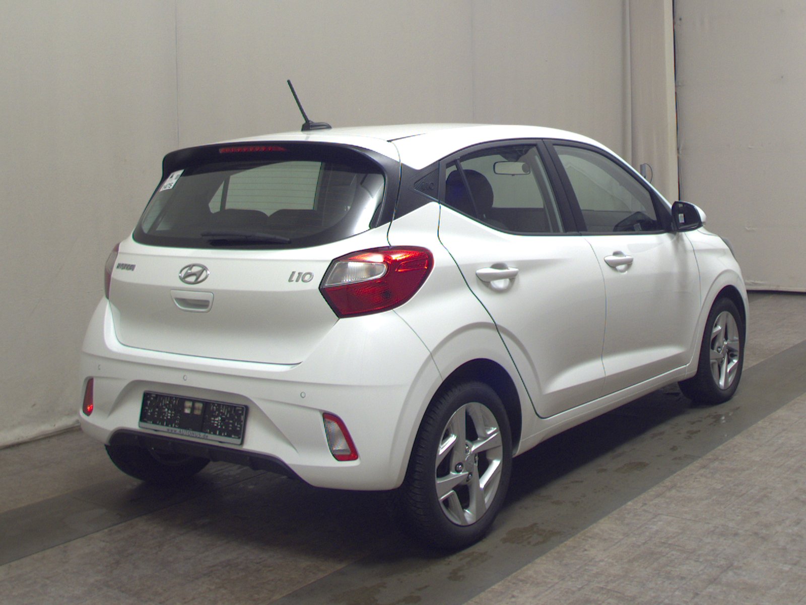 Hyundai i10 1.0 Trend CarPlay PDC Shz 4