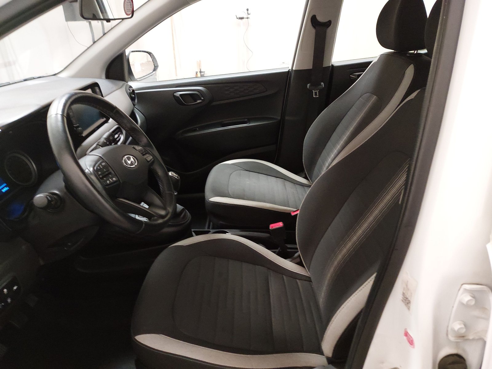 Hyundai i10 1.0 Trend CarPlay PDC Shz 6