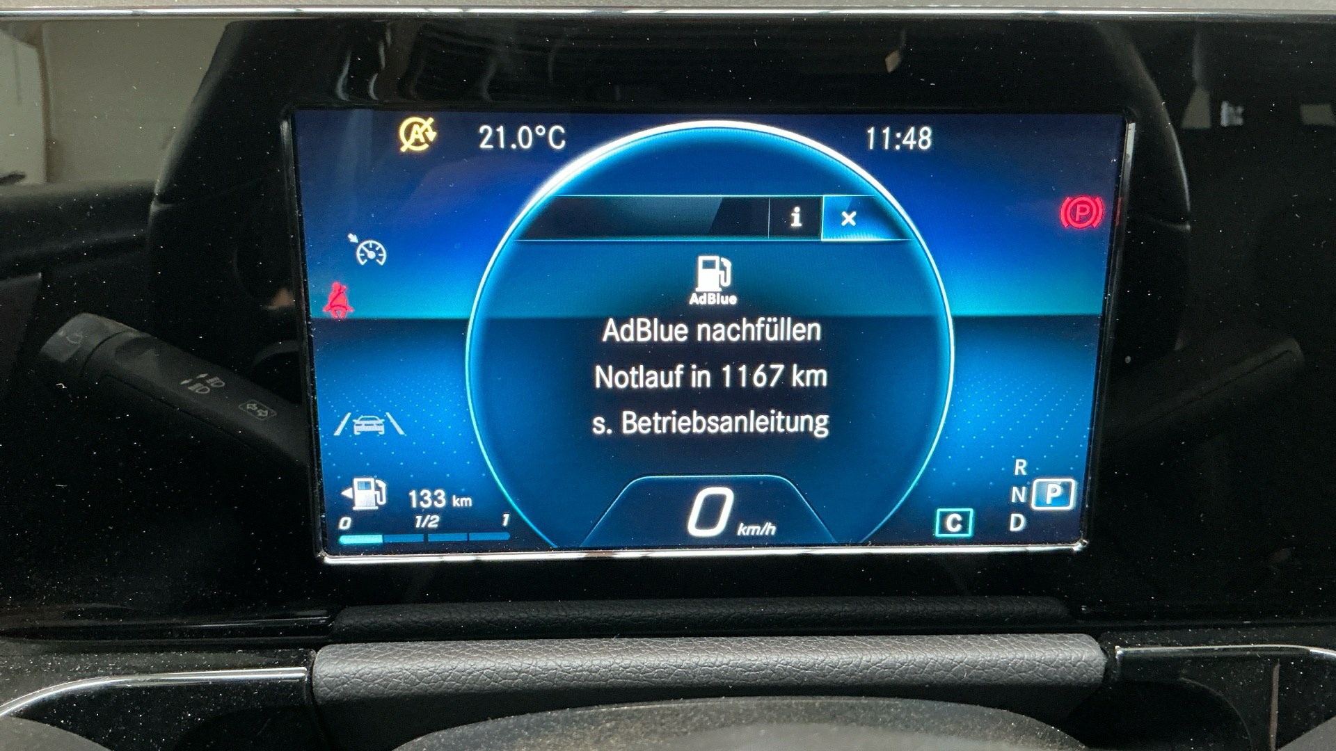 Mercedes-Benz GLA 200 d Style T-Leder Navi LED MBUX 10