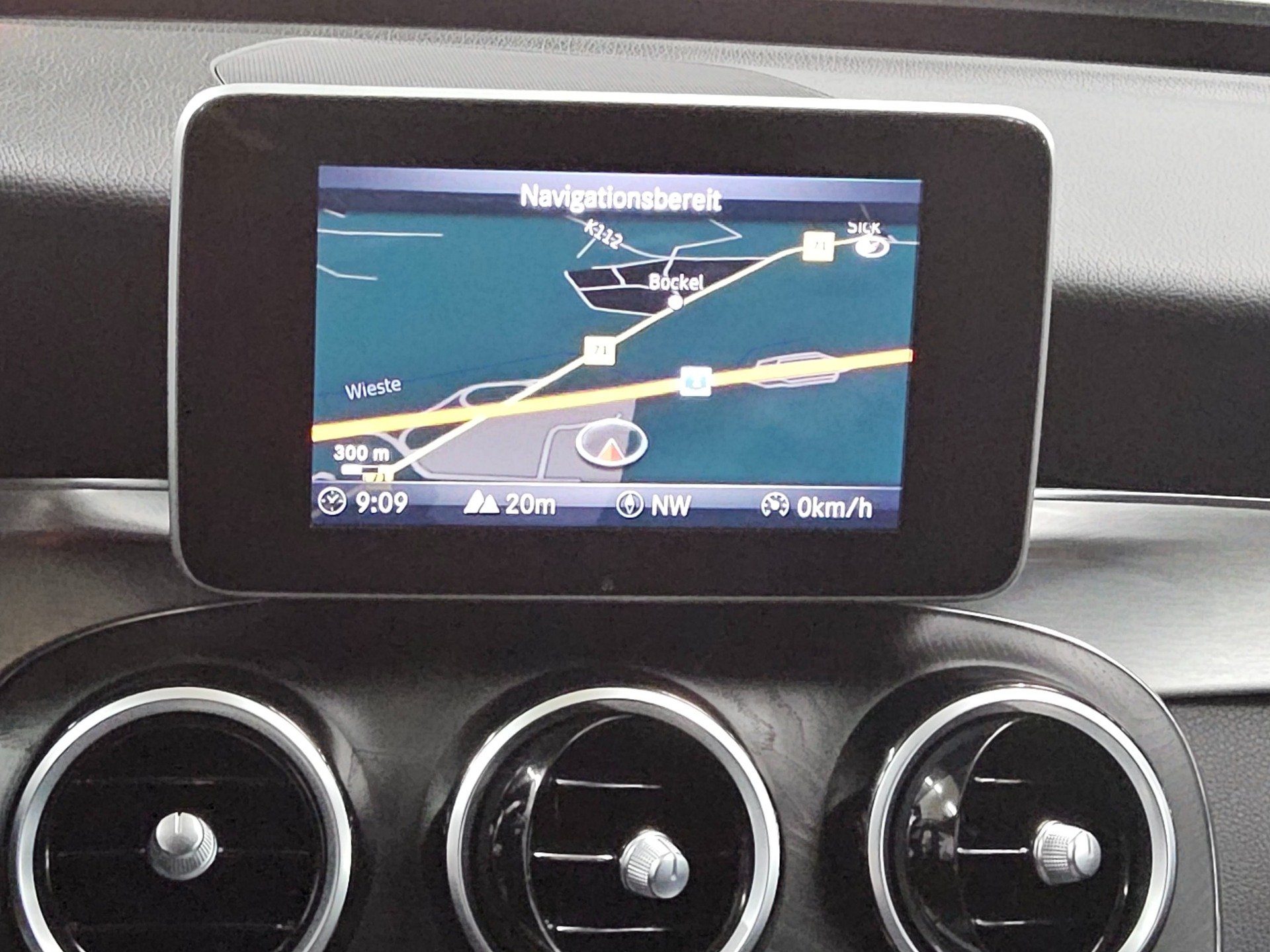 Mercedes-Benz C 220 d AMG-Line T-Leder Navi LED 7