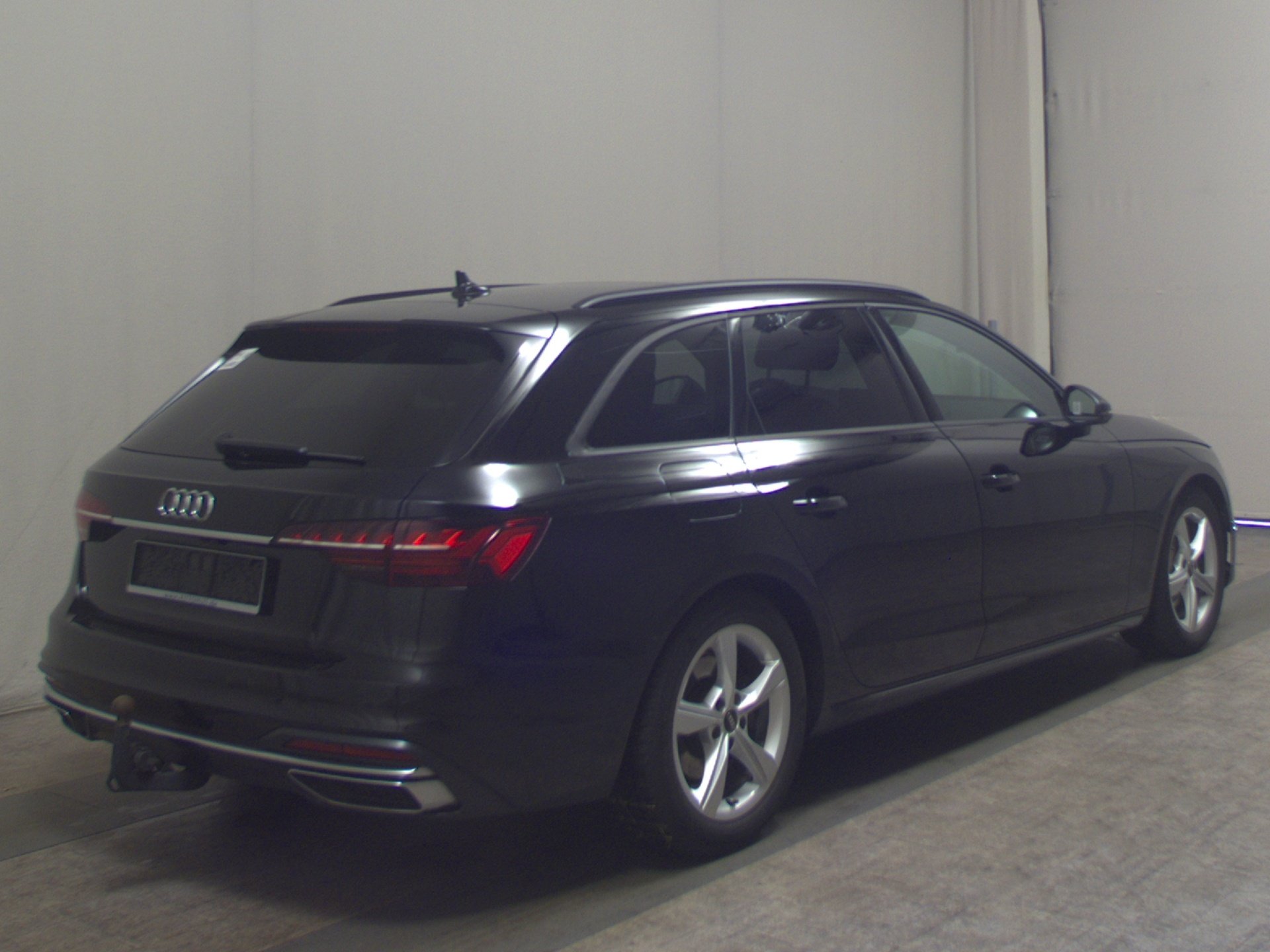 Audi A4 Avant 40 TDI advanced Navi LED Pano AHK RfK 4